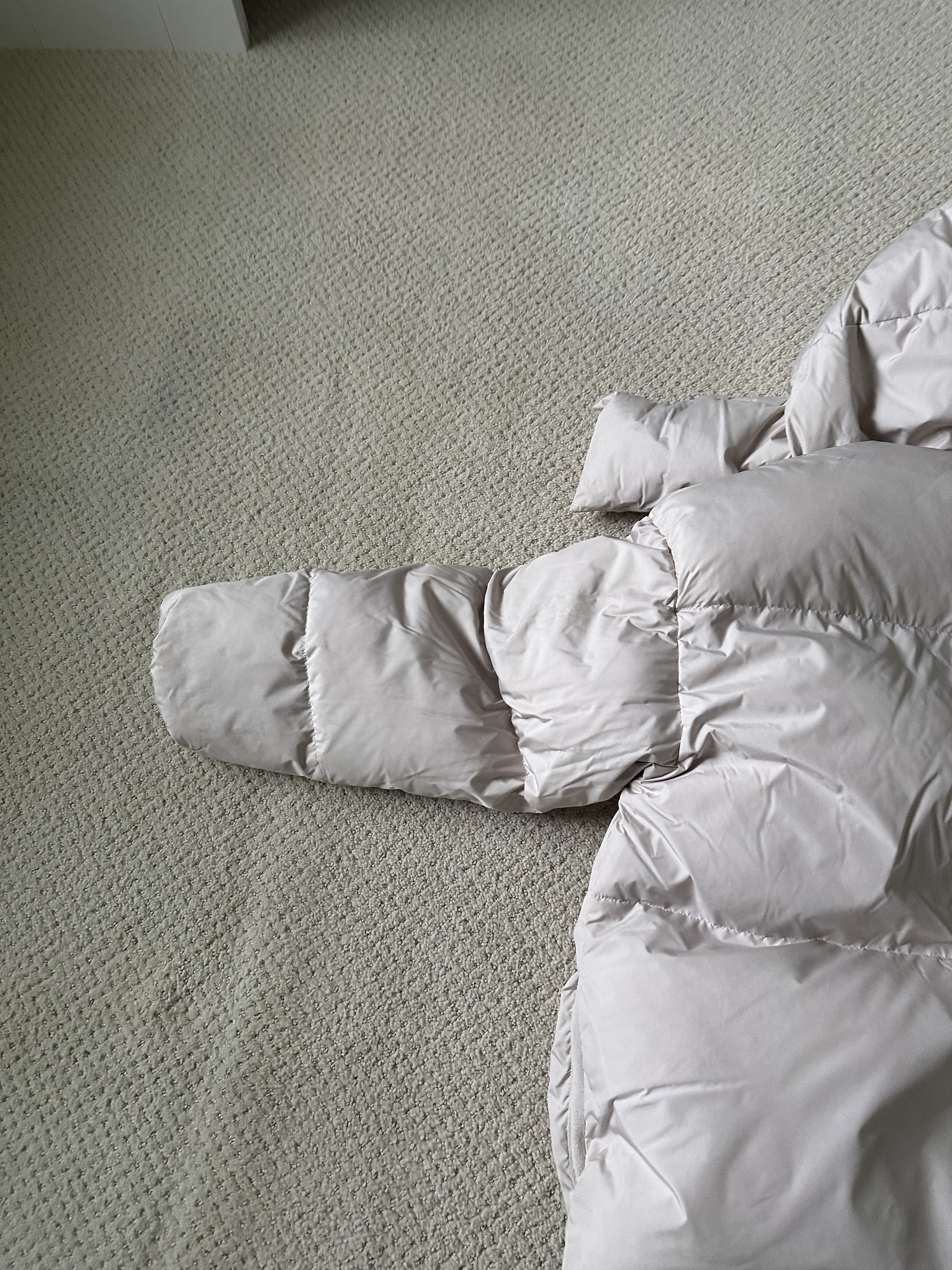 Seventh Seventh Stores - Space Coat Puffer Jacket in Moon Size US M / EU 48-50 / 2 - 4 Thumbnail
