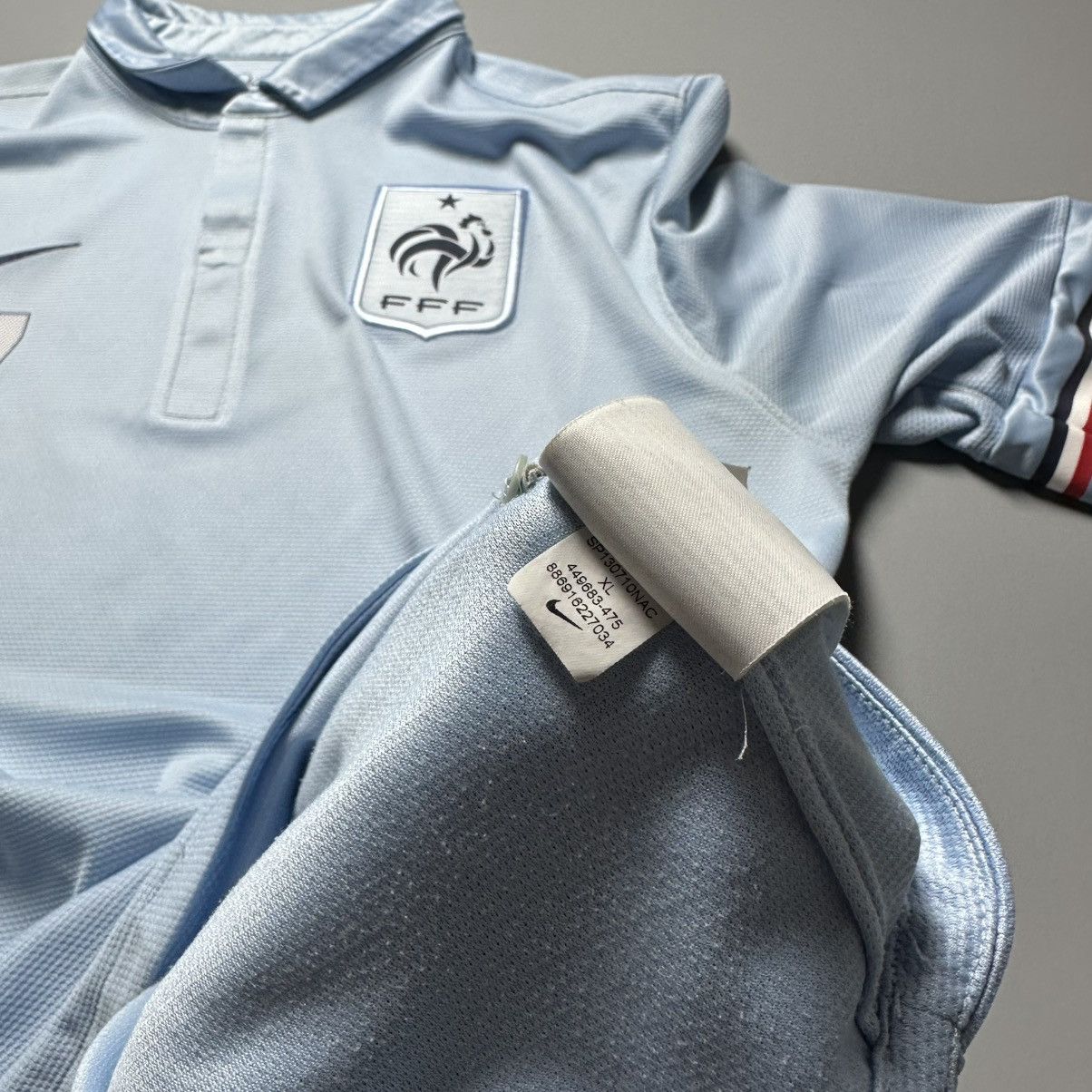 Vintage FRANCE NIKE 2013/2014 AWAY FOOTBALL HOME JERSEY #7 RIBERY Size US XL / EU 56 / 4 - 17 Thumbnail