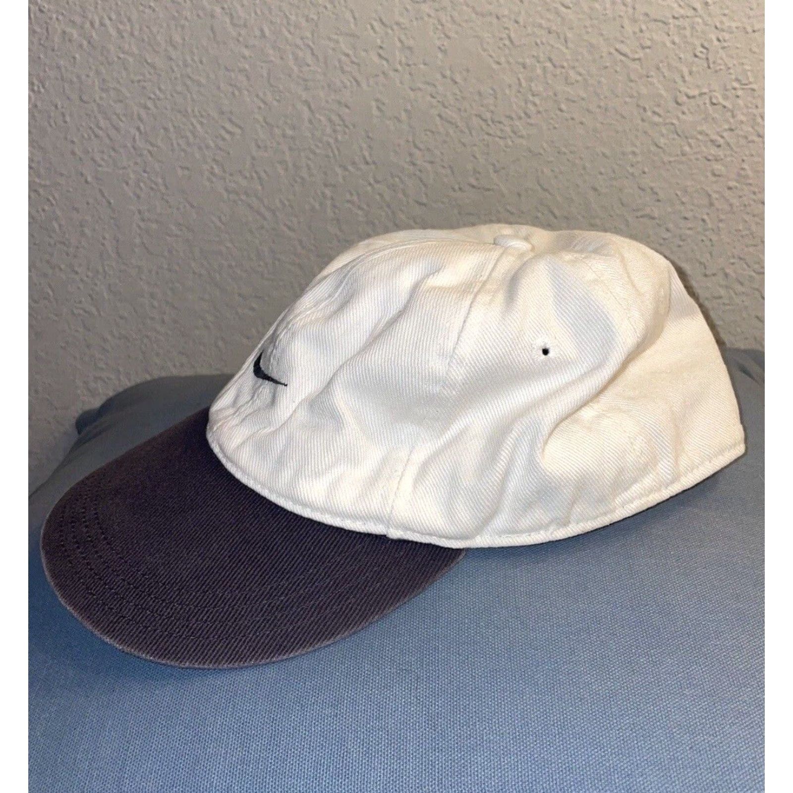 Nike VINTAGE Nike Tiger Woods Golf Fitted Hat Cap White Black Swoosh 7 3/8 Men Mens Size ONE SIZE - 4 Thumbnail