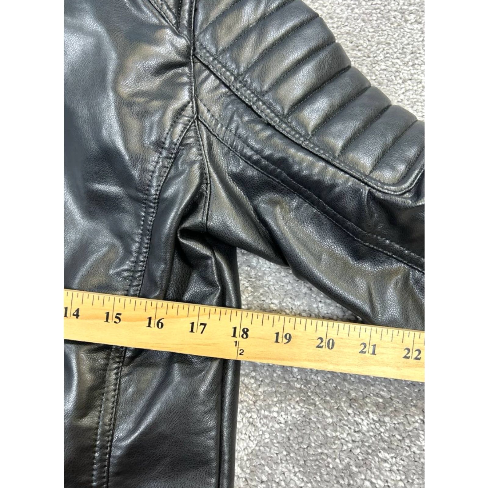Zara Zara Jacket Womens Small Black Faux Leather Full Zip Size S / US 4 / IT 40 - 6 Thumbnail