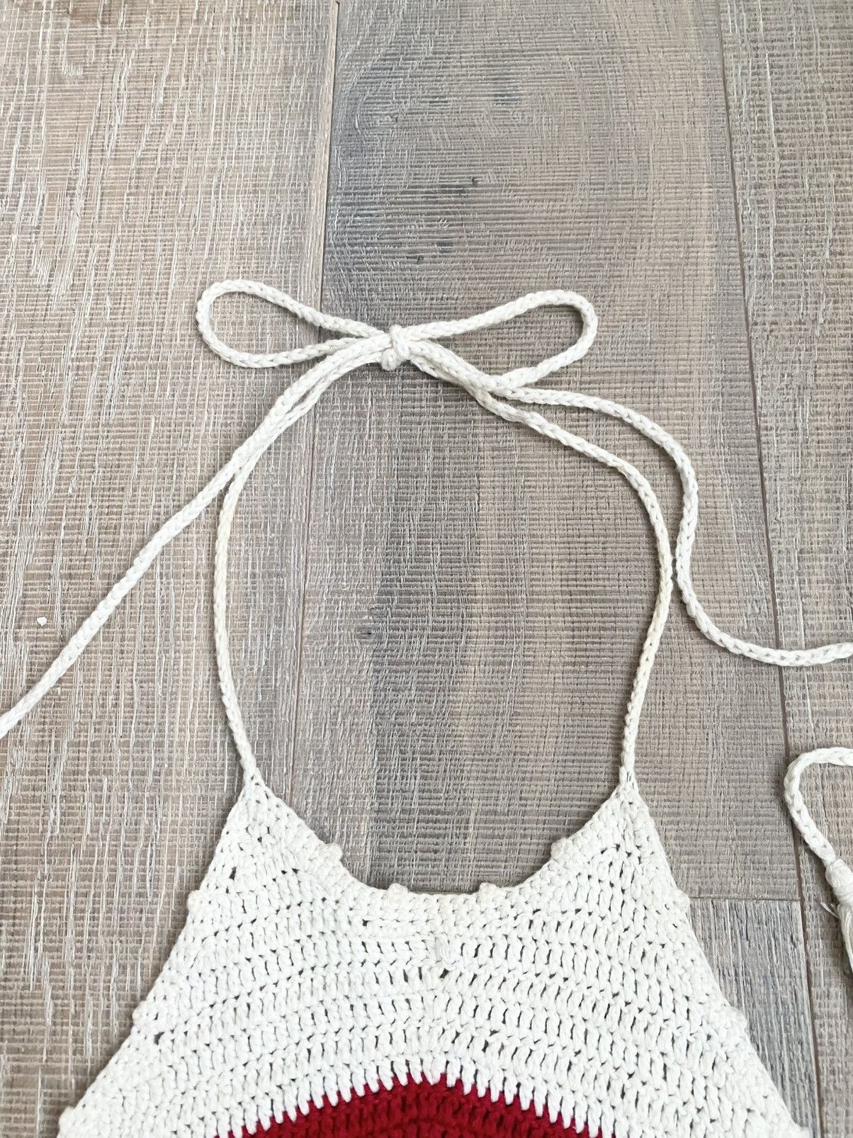Forever 21 🌈 Forever 21 Crochet Halter Top Size S / US 4 / IT 40 - 6 Thumbnail