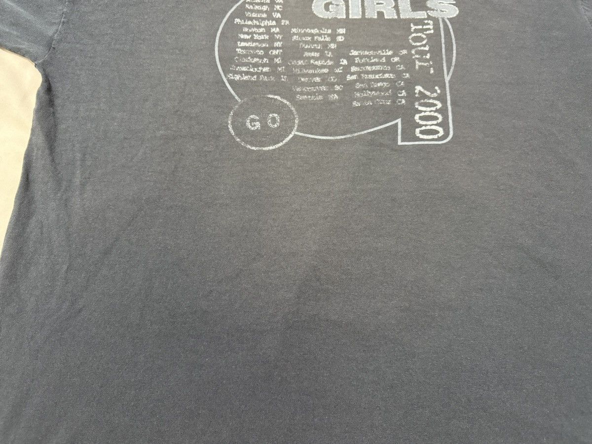 Vintage Vintage 00s Indigo Girls 2000 Tour T Shirt Thrashed Size US XL / EU 56 / 4 - 12 Thumbnail