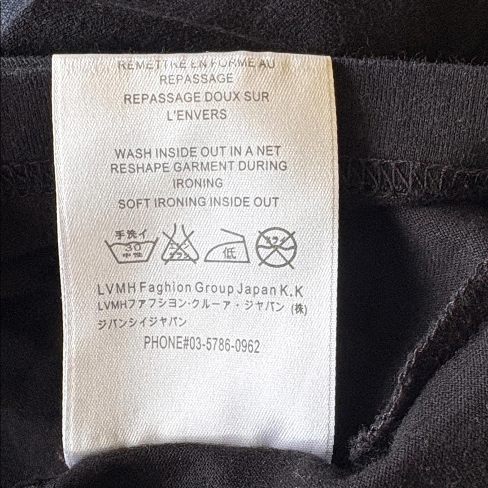 Givenchy Givenchy Shark Print Columbian Fit T-Shirt Black Size S Size US S / EU 44-46 / 1 - 12 Thumbnail