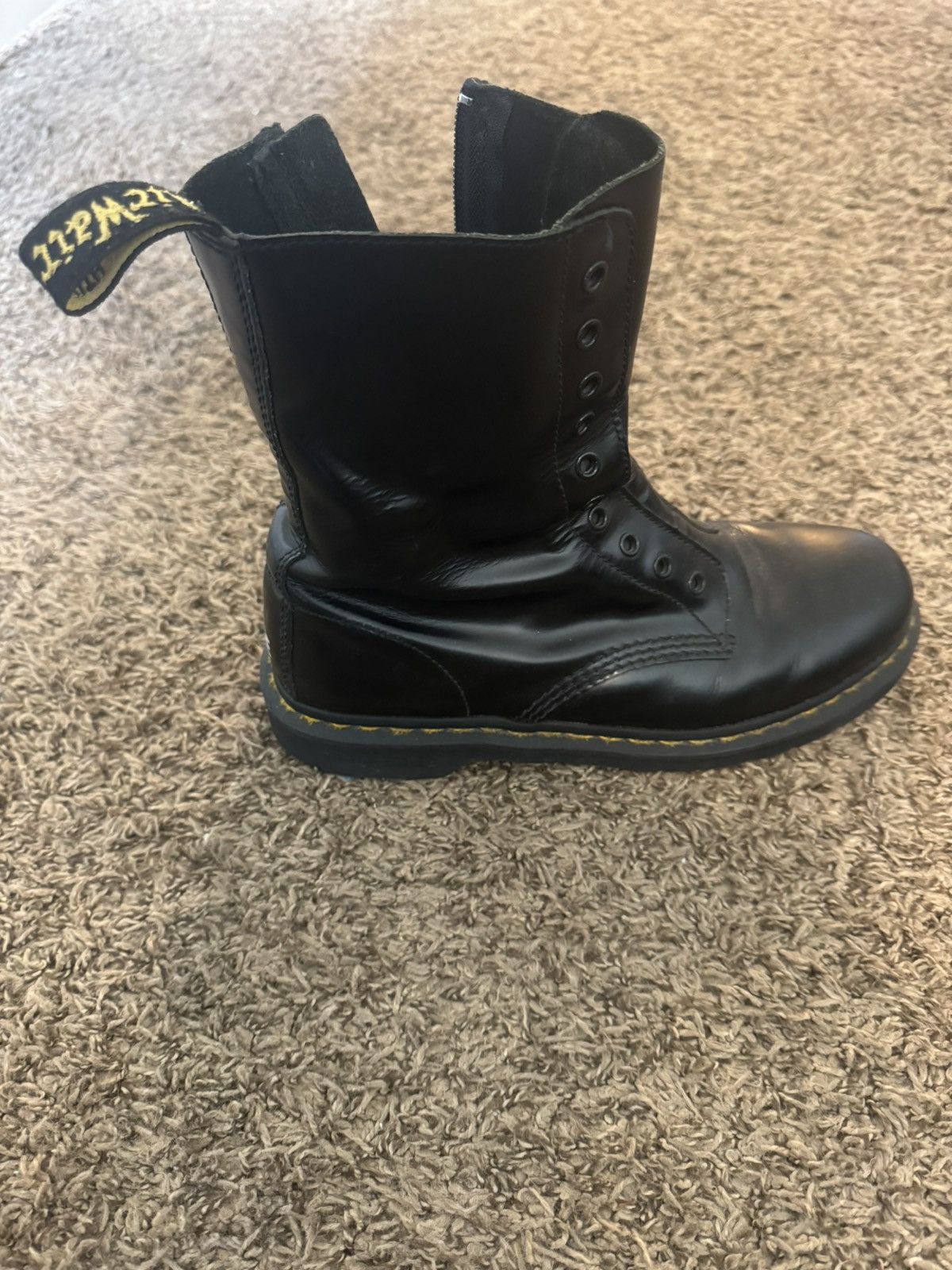 Dr. Martens × Vetements Dr Marten x Vetements Size US 10 / EU 43 - 4 Thumbnail