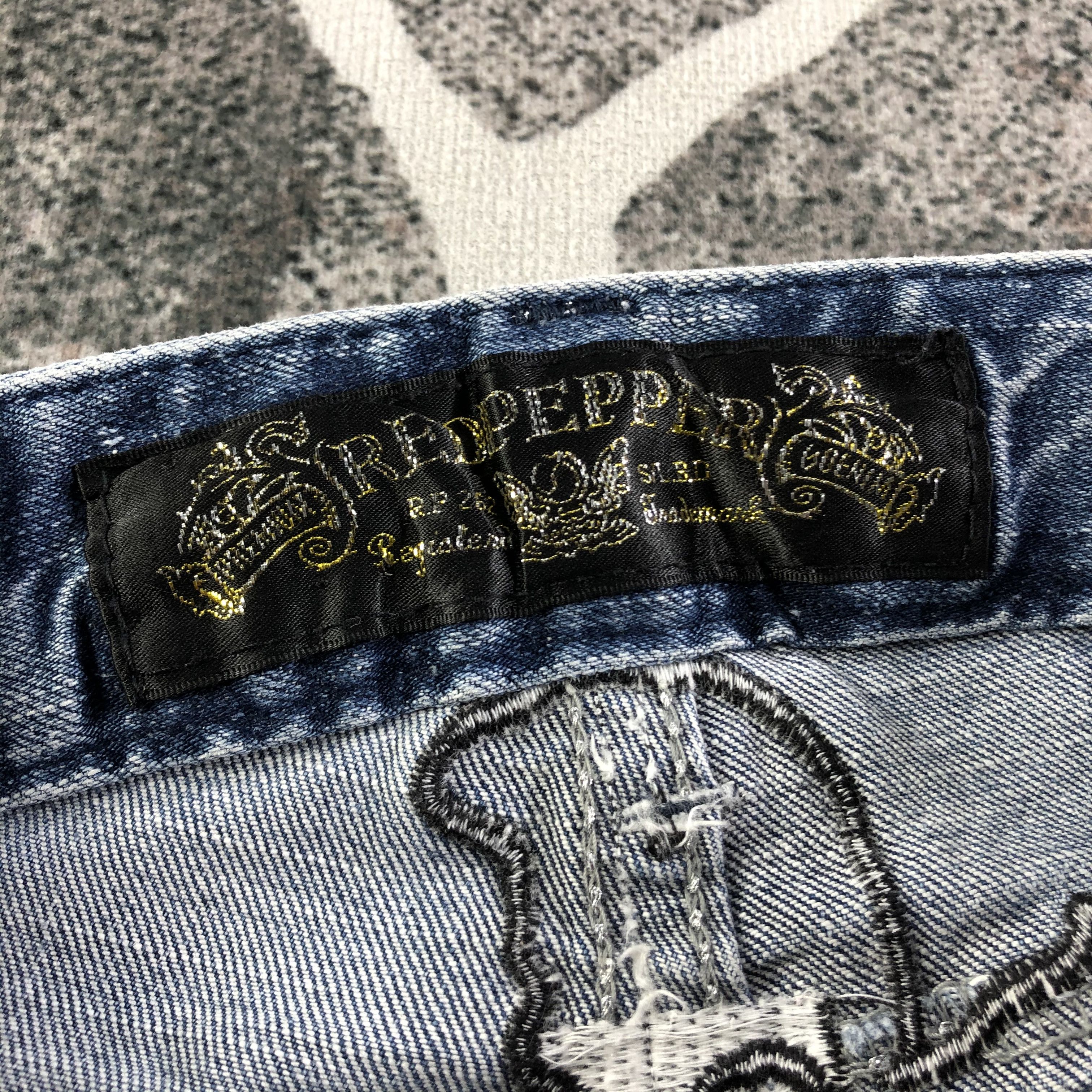 Japanese Brand Red Pepper Faded Blue Flare Jeans KJ1976 Size 25" / US 0 / IT 36 - 8 Thumbnail