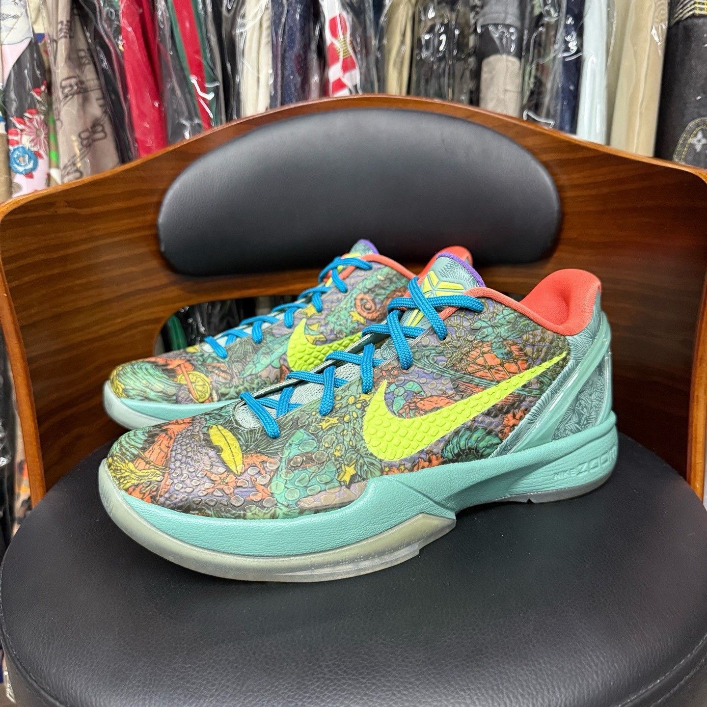 Nike Nike KOBE6 Lowtop Sneakers 42 Men Size US 9 / EU 42 - 1 Thumbnail