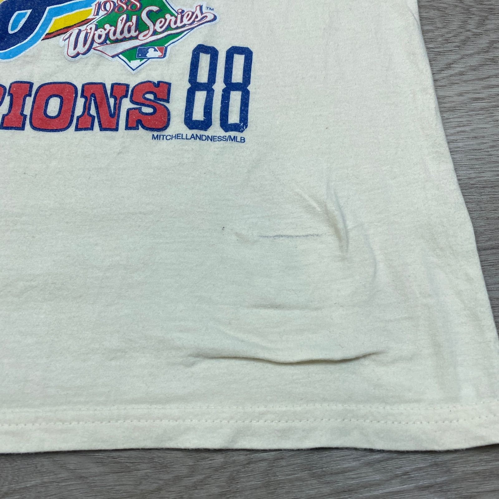 MLB × Mitchell & Ness Mitchell & Ness Dodgers World Series 88 Chams Retro Shirt M Size US M / EU 48-50 / 2 - 7 Thumbnail