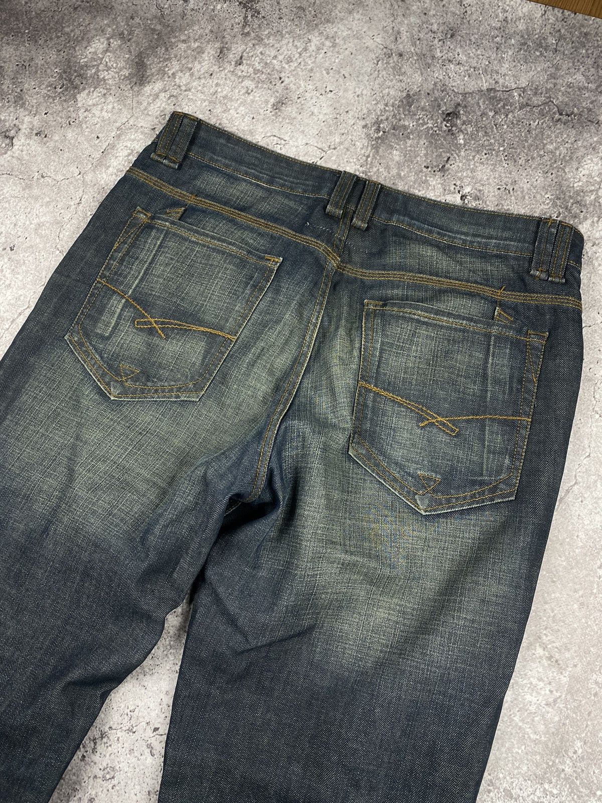 Japanese Brand × Jun Takahashi RIPPED DISTRESS BLACK FADED BAGGY UNIQLO JAPAN DENIM PANTS Size US 34 / EU 50 - 6 Thumbnail