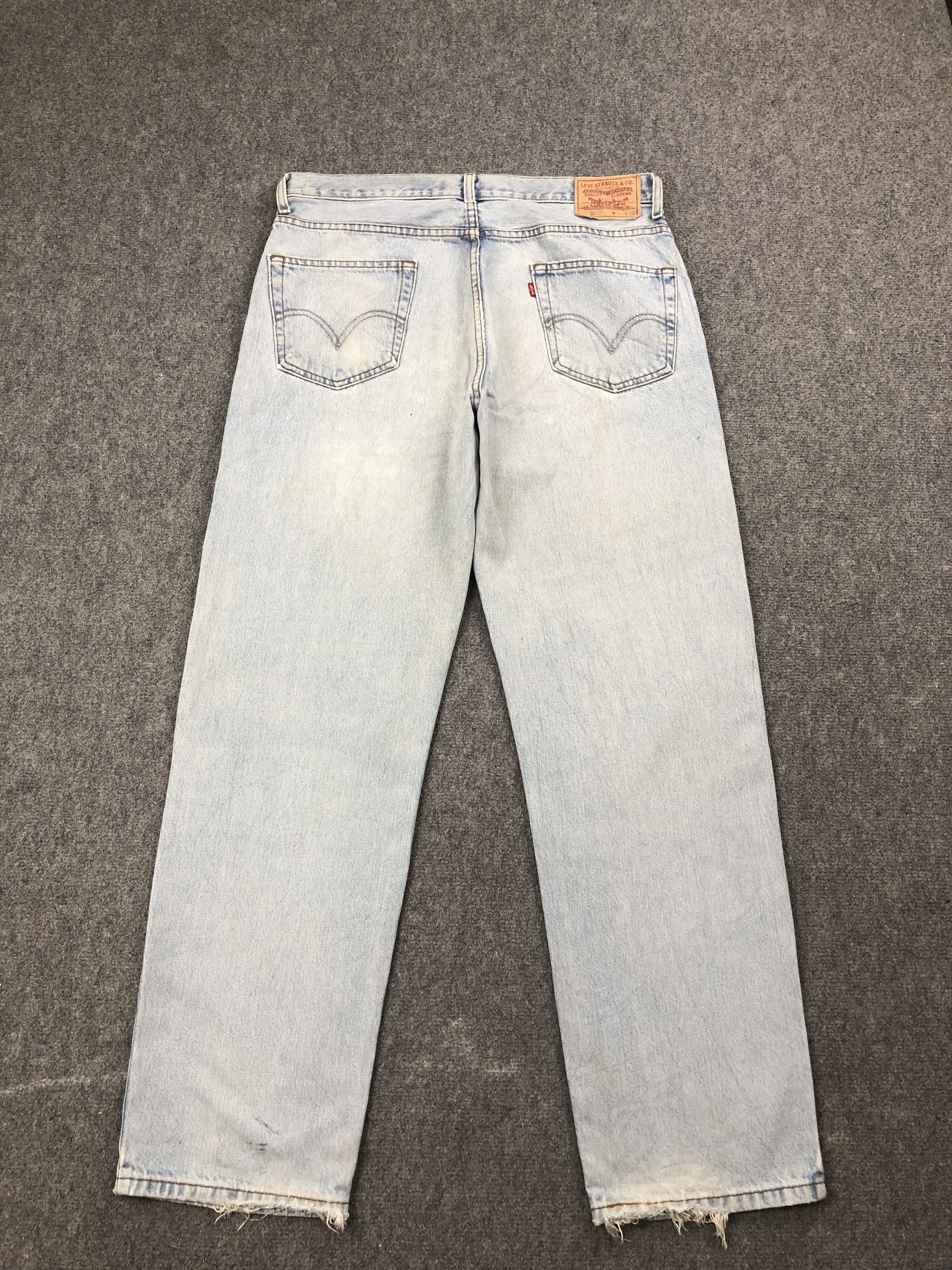 Levi's Light Washed Vintage Levis 550 Jeans DP2520 Size US 35 - 3 Thumbnail
