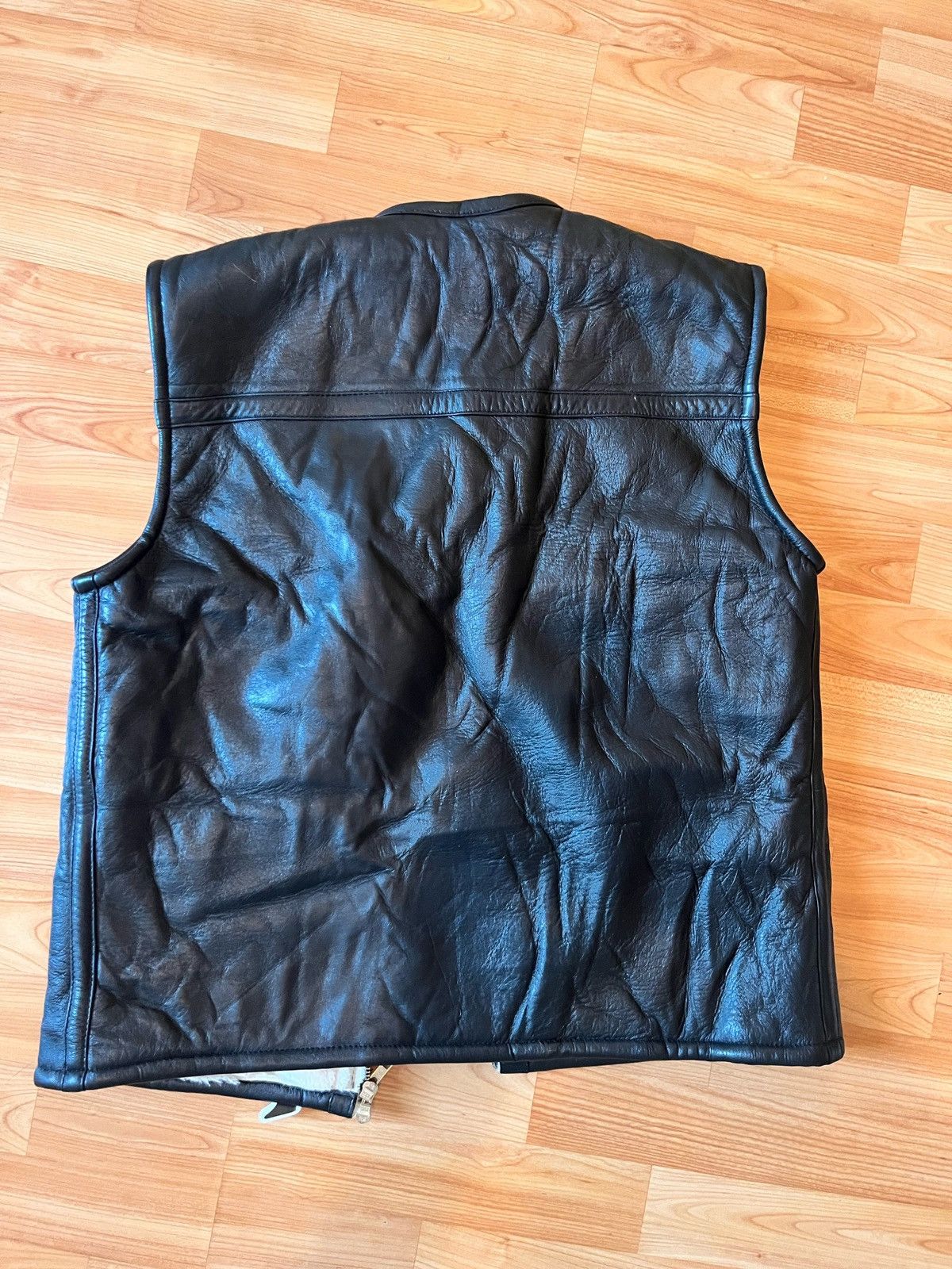 Genuine Leather Genuine sheepskin leather vest Size US L / EU 52-54 / 3 - 5 Thumbnail