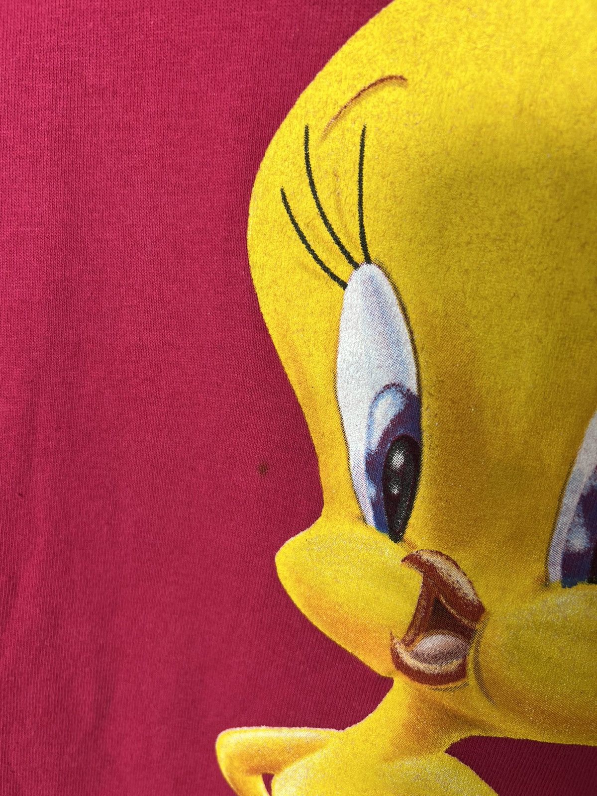 Vintage Vintage Warner Bros Looney Tunes Tweety Bird 1997 T-shirt Size US XL / EU 56 / 4 - 3 Thumbnail