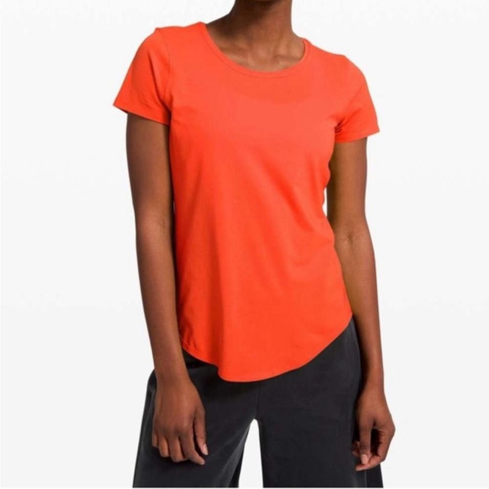 Lululemon Lululemon Love Crew III Short Sleeve Tee 10 Orange Brick Size L / US 10 / IT 46 - 1 Thumbnail
