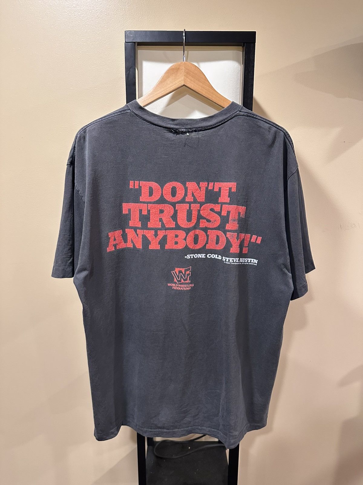 Vintage Vintage Stone Cold Steve Austin Don’t Trust Anybody WWF Tee Size US XL / EU 56 / 4 - 15 Thumbnail