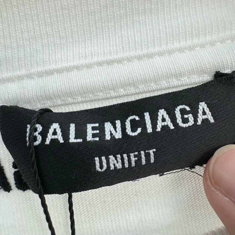 Balenciaga Balenciaga Glow in the dark smiley face embroidery letter Size US S / EU 44-46 / 1 - 6 Thumbnail