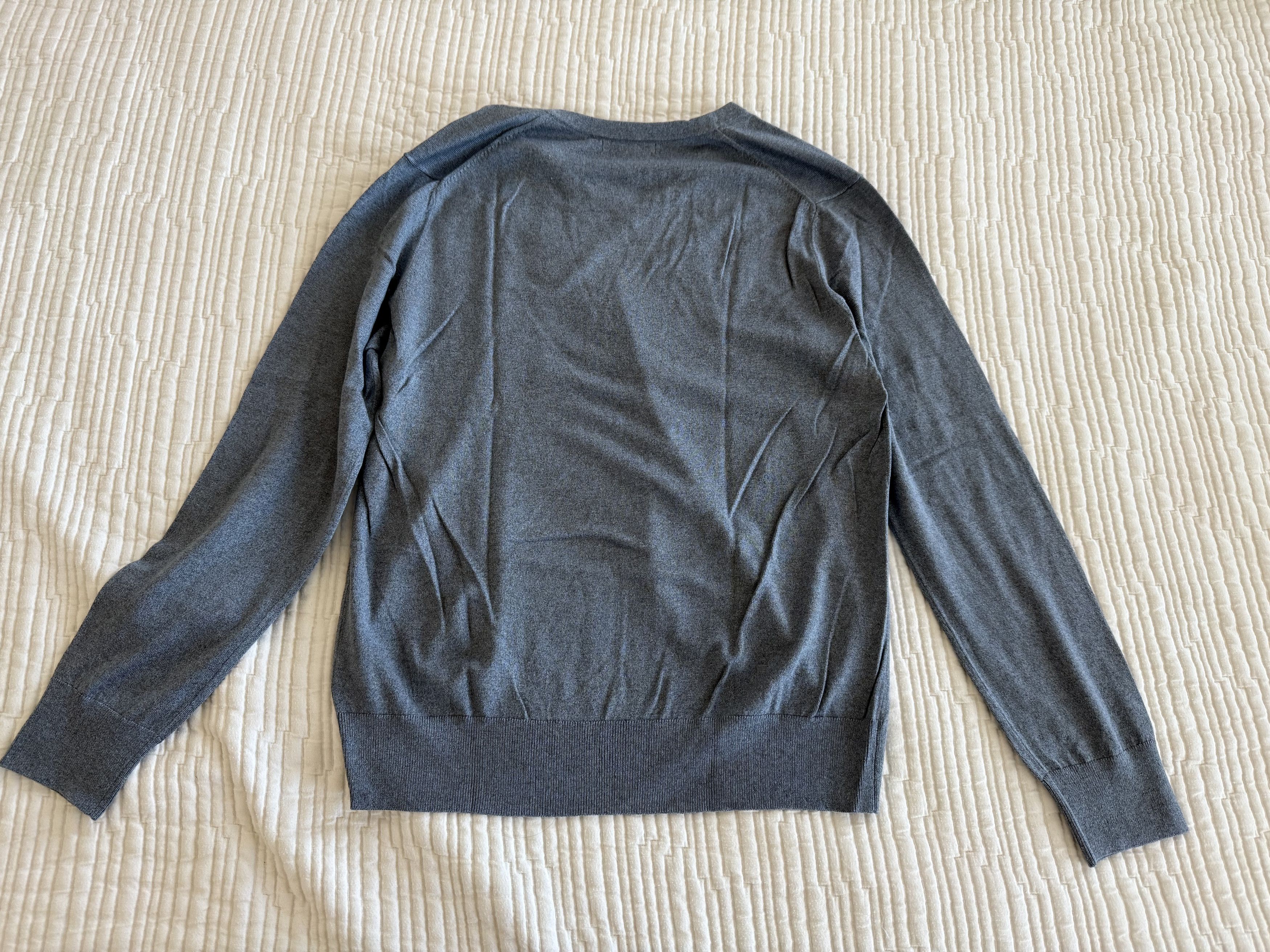 Banana Republic Luxury Blend Silk/Cotton/Cashmere v neck sweater Size US L / EU 52-54 / 3 - 2 Thumbnail