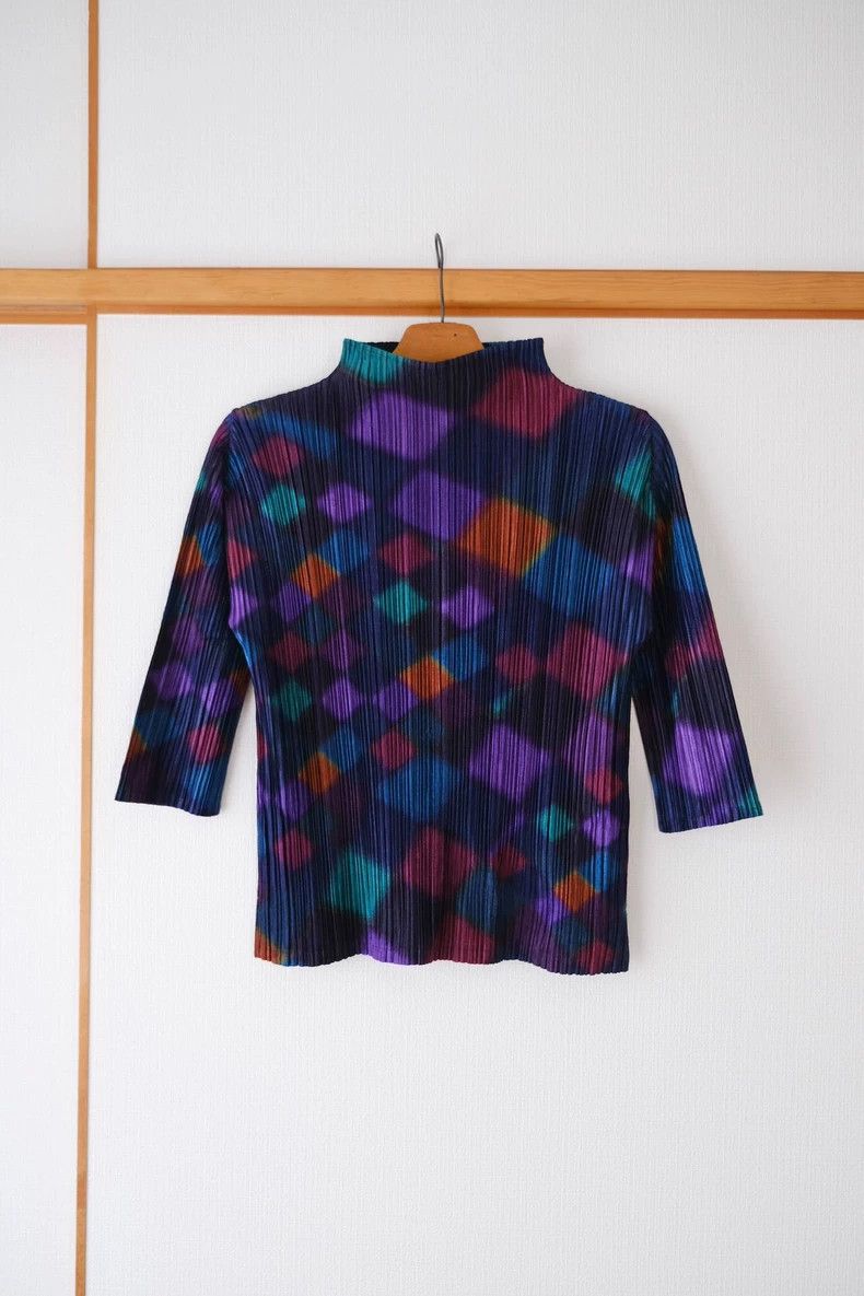 Issey Miyake Issey Miyake An antique top with irregular square pleats Size L / US 10 / IT 46 - 1 Thumbnail