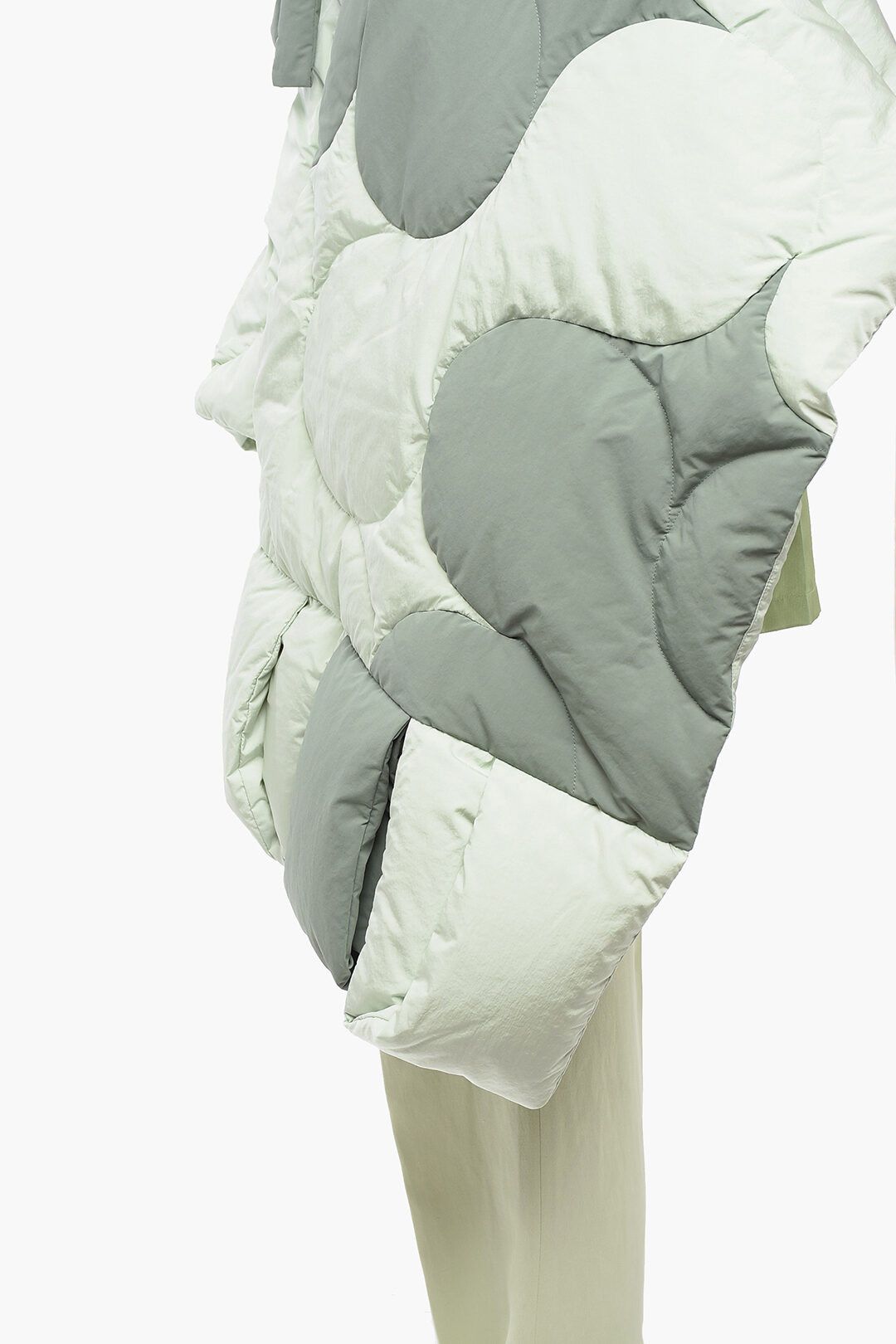 Jil Sander og1mm0625 Size: OS / Sage Quilted Stole in Green Size ONE SIZE - 4 Thumbnail