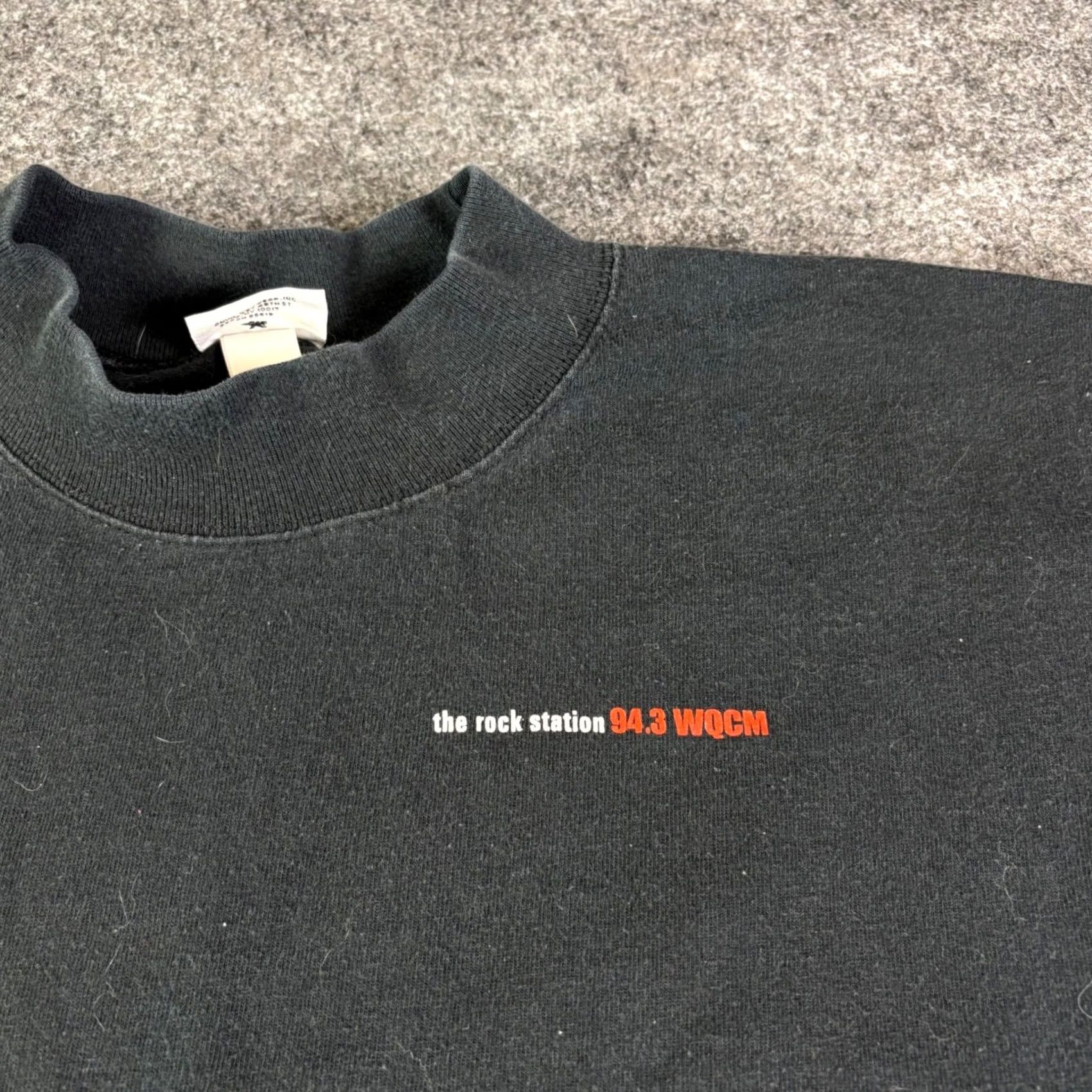 Vintage VINTAGE The Rock Station 94.3 WQCM Black Long Sleeve T Shirt XL Rock 90s Mens Crew Neck Graphic Print Logo 5 Seconds of Summer Size US XL / EU 56 / 4 - 8 Thumbnail