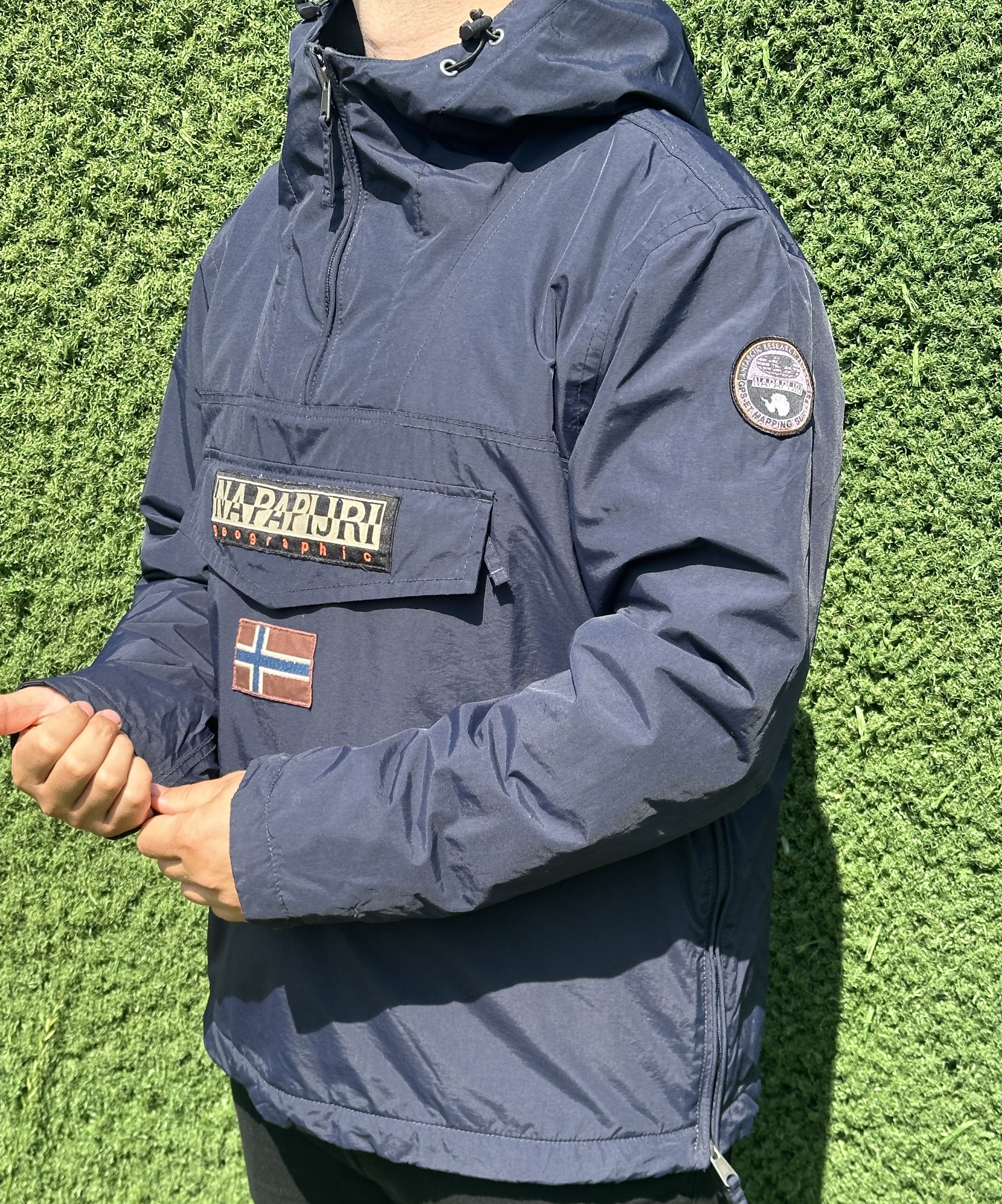 Napapijri Napapijri Skidoo Taped Seams Bomber Windbreaker Size L Size US L / EU 52-54 / 3 - 8 Thumbnail