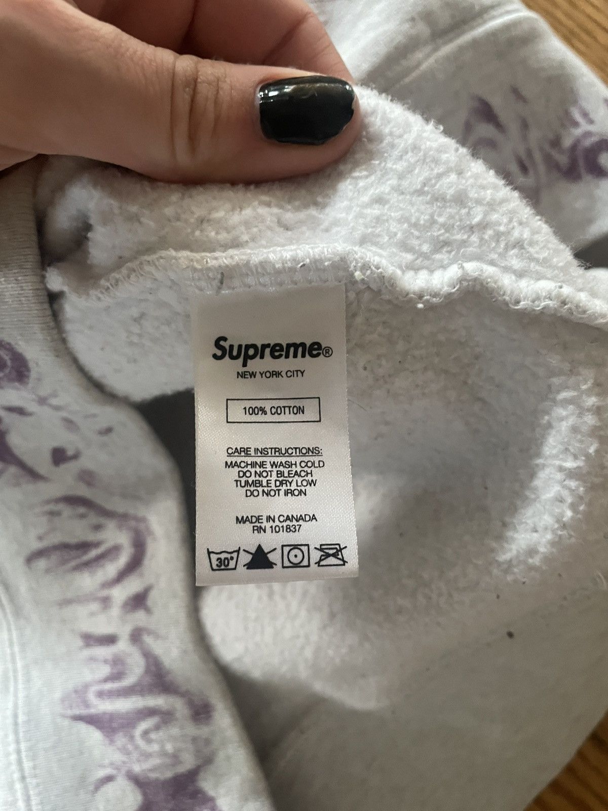 Supreme Hell Dogs hoodie in grey and purple Size US M / EU 48-50 / 2 - 10 Thumbnail