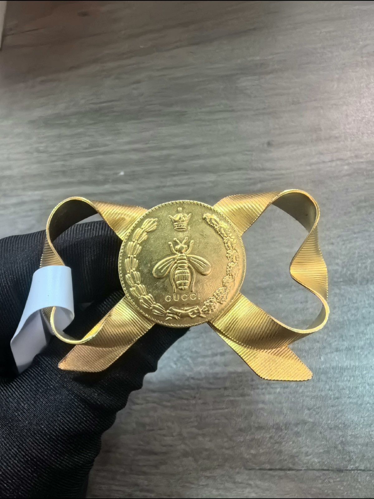 Gucci Gucci runway bee ring Size ONE SIZE - 2 Thumbnail