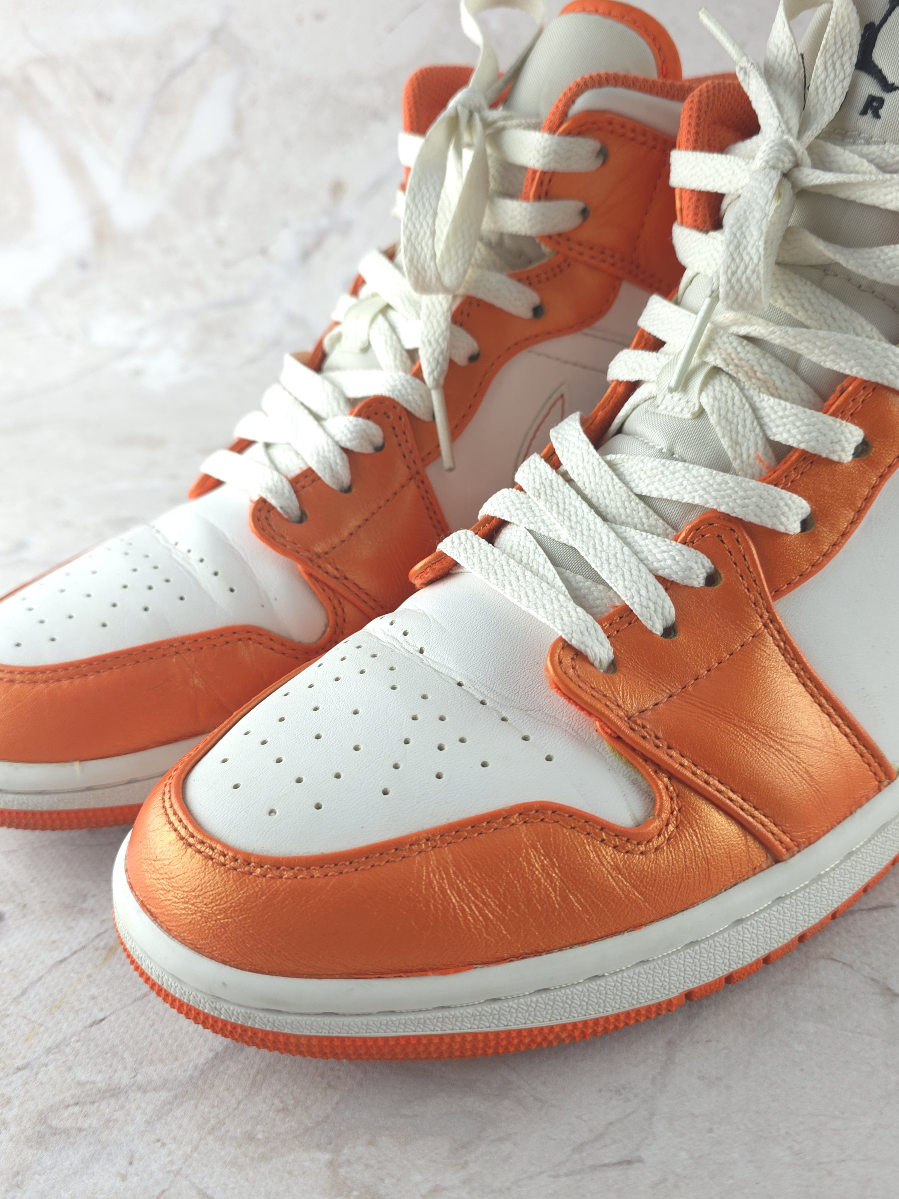 Jordan Brand Nike Jordan 1 Mid Metallic Orange Size US 11 / EU 44 - 6 Thumbnail