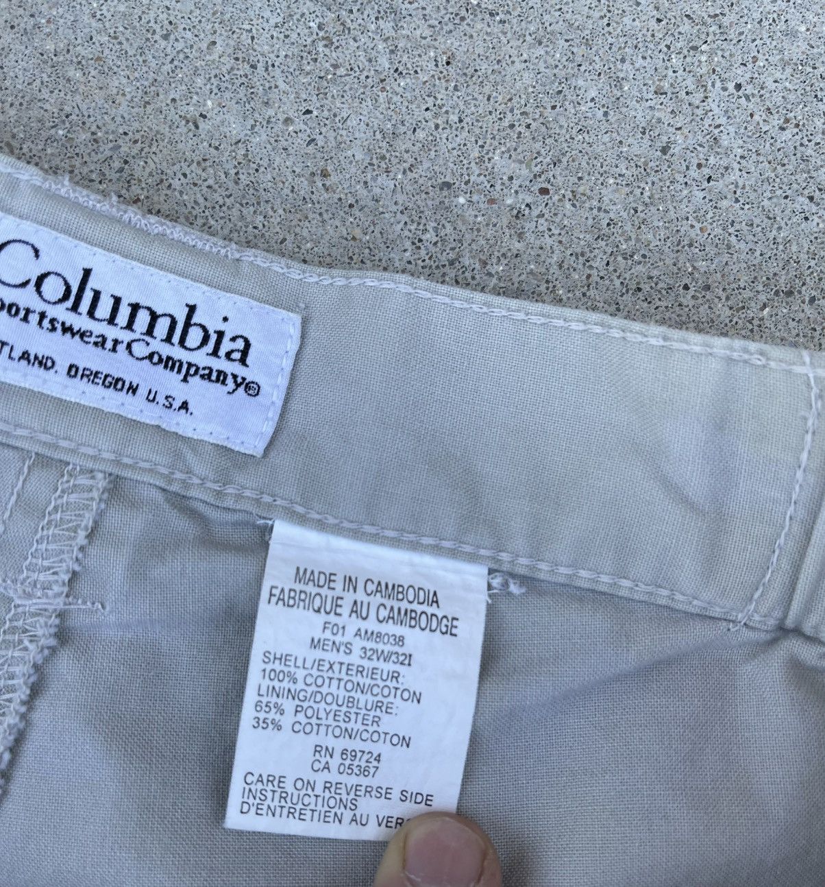 Vintage Vintage Columbia Hiking Pants Convertible Utility Khaki Size US 32 / EU 48 - 10 Thumbnail