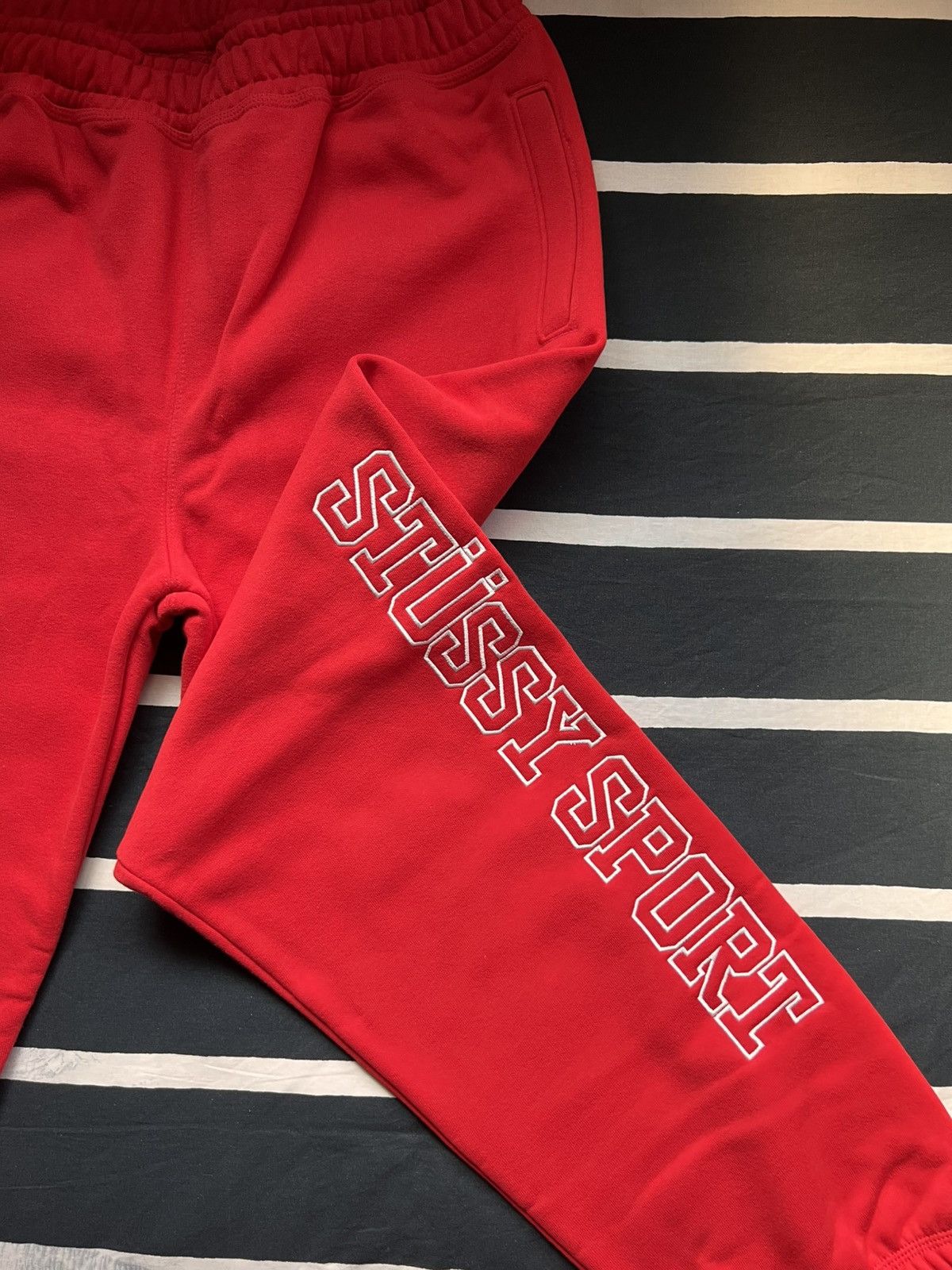 Stussy Stussy Sport Appliqué Sweatpant Medium Red LIKE NEW Size US 32 / EU 48 - 2 Thumbnail