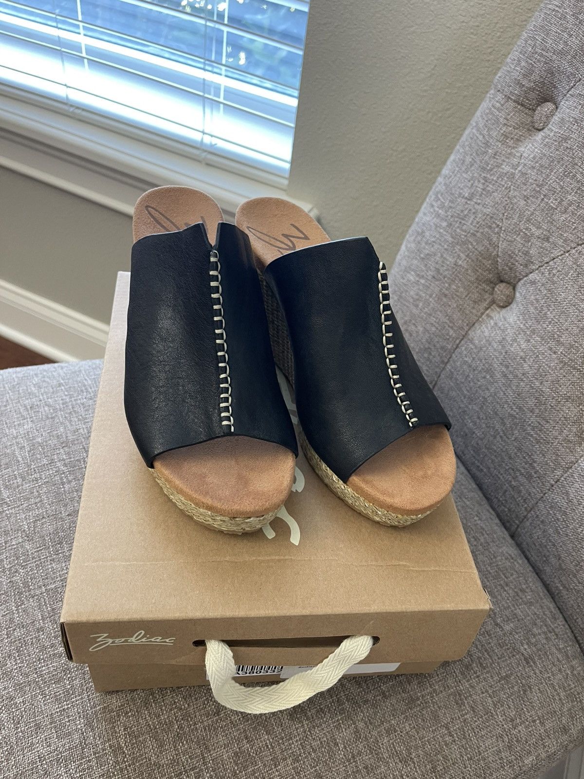 Other Zodiac Perla wedge sandals size 7 black leather slip on NEW Size US 7 / IT 37 - 3 Thumbnail