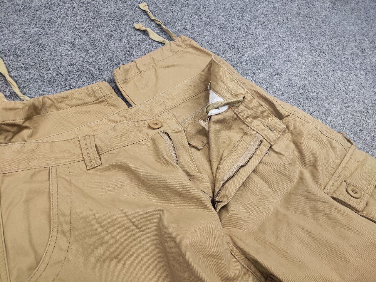 If Six Was Nine Vintage Le Grande Bleu Style Y2K Baige Baggy Cargo Pants Size US 34 / EU 50 - 13 Thumbnail