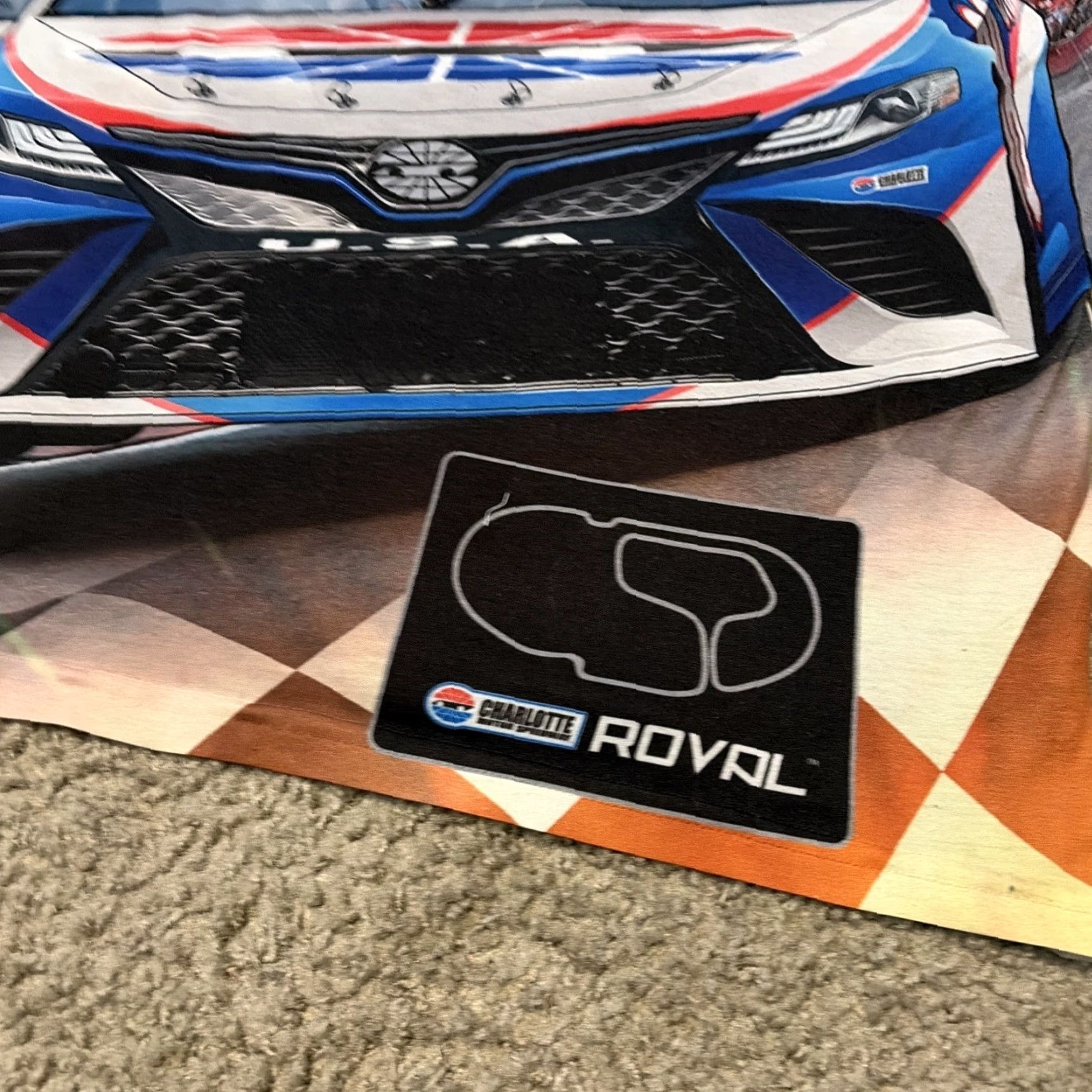 NASCAR NASCAR Charlotte Motor Speedway Roval 2019 All Over Print T-Shirt XL Men Multicolor Size US XL / EU 56 / 4 - 4 Thumbnail
