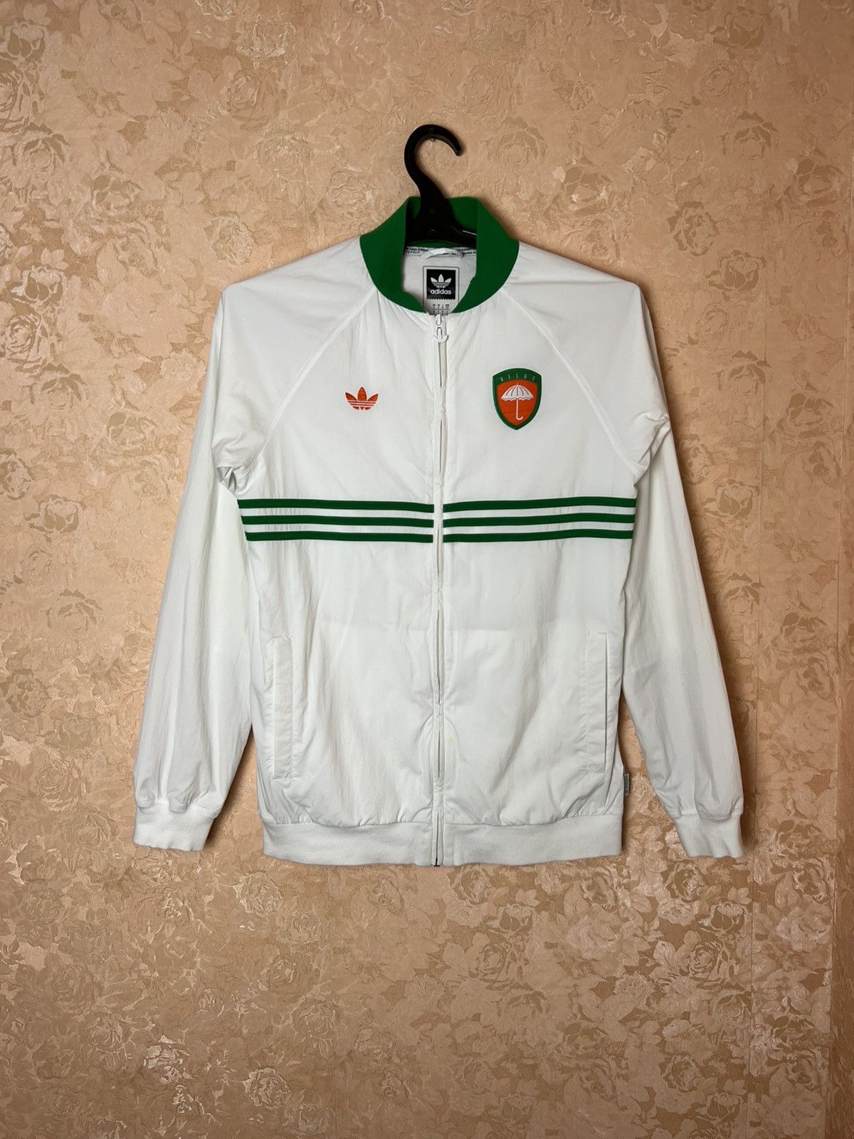 Adidas helas jacket hotsell