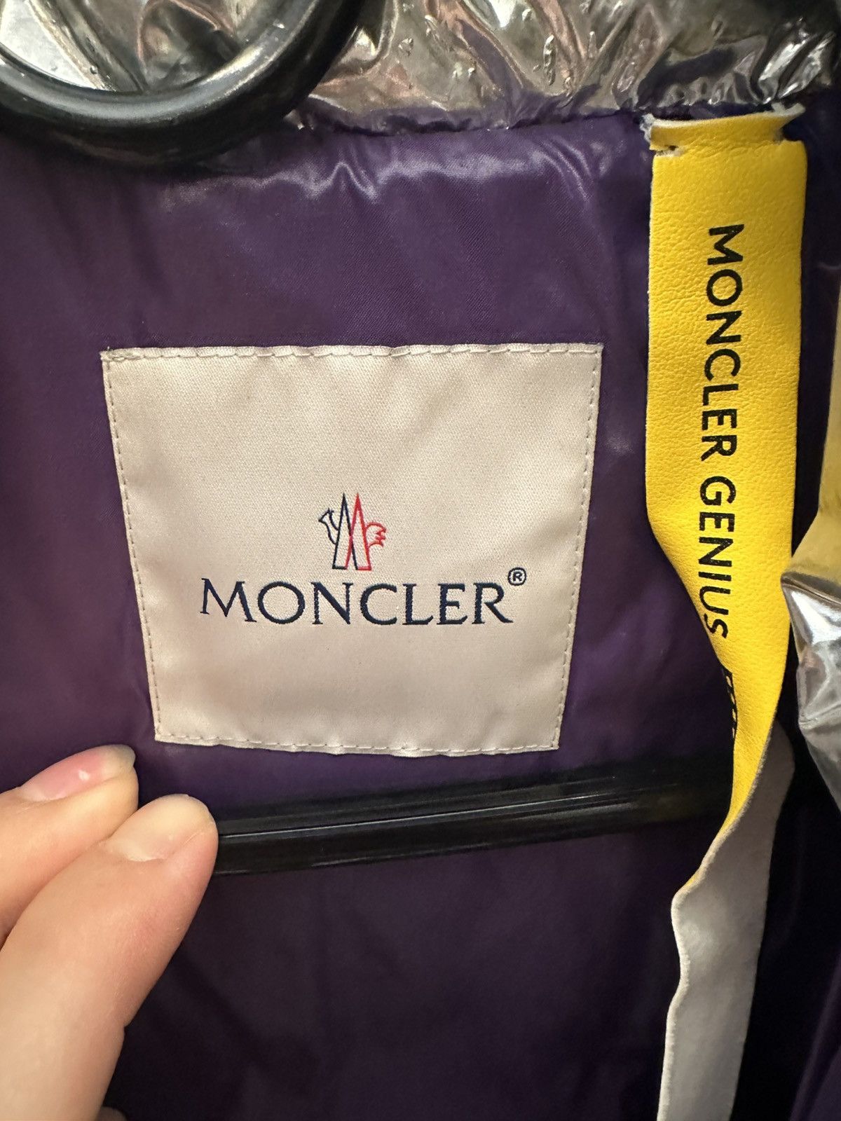 Moncler × Palm Angels Moncler X Palm Angels silver puffer exon vest Size US L / EU 52-54 / 3 - 15 Thumbnail