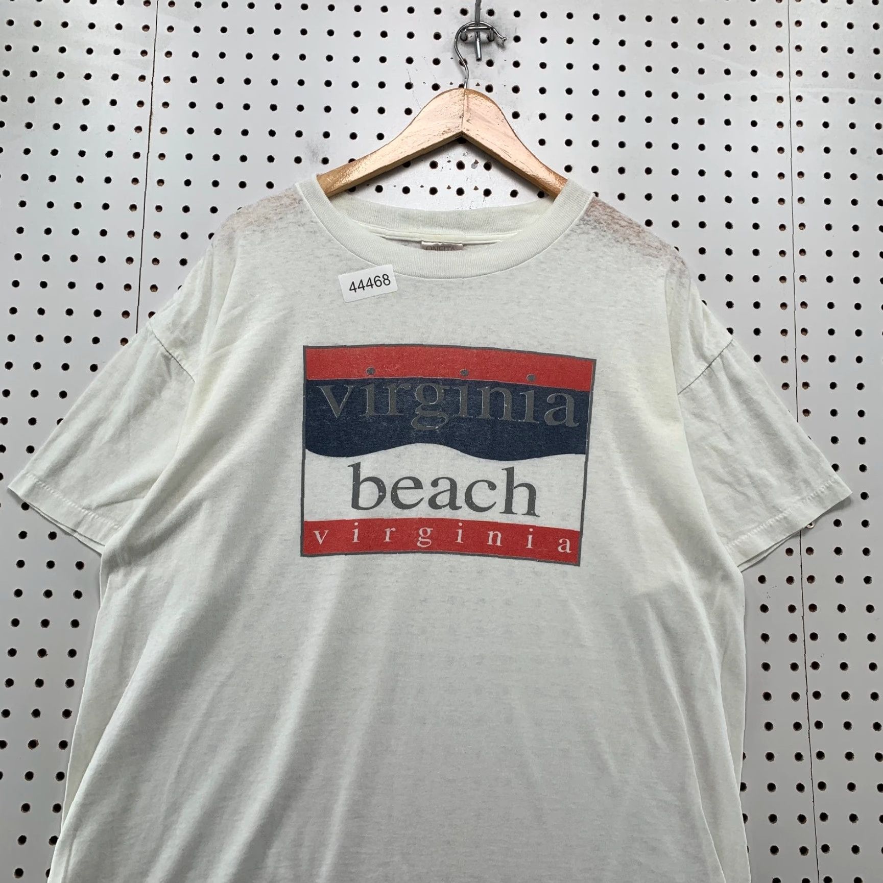 Vintage VINTAGE Oneita Shirt Mens Large White 90s Virginia Beach USA Single Stitch Size US L / EU 52-54 / 3 - 2 Thumbnail