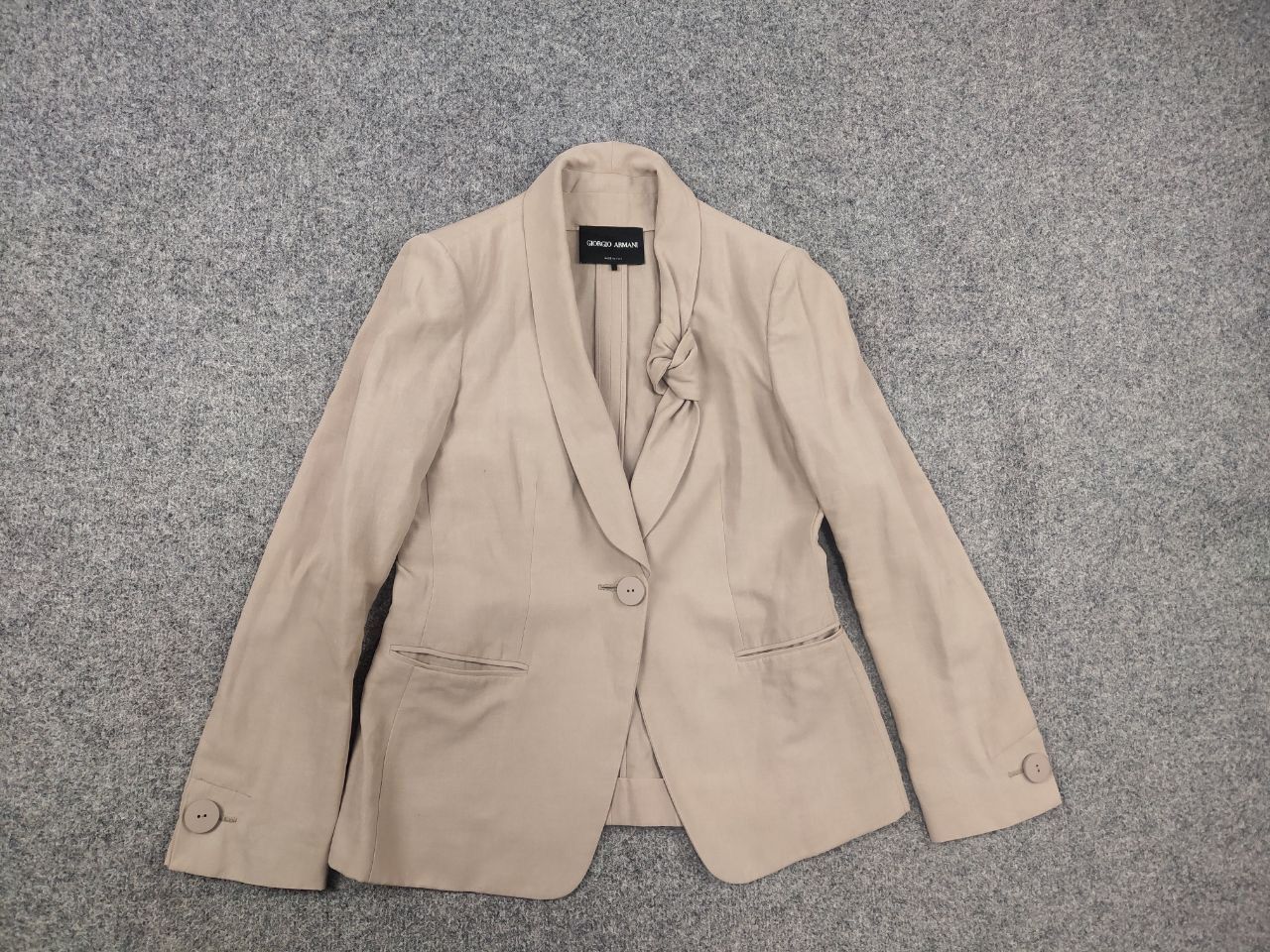Giorgio Armani Giorgio Armani Knot lapel linen blend Beige Blazer Jacket Size M / US 6-8 / IT 42-44 - 5 Thumbnail