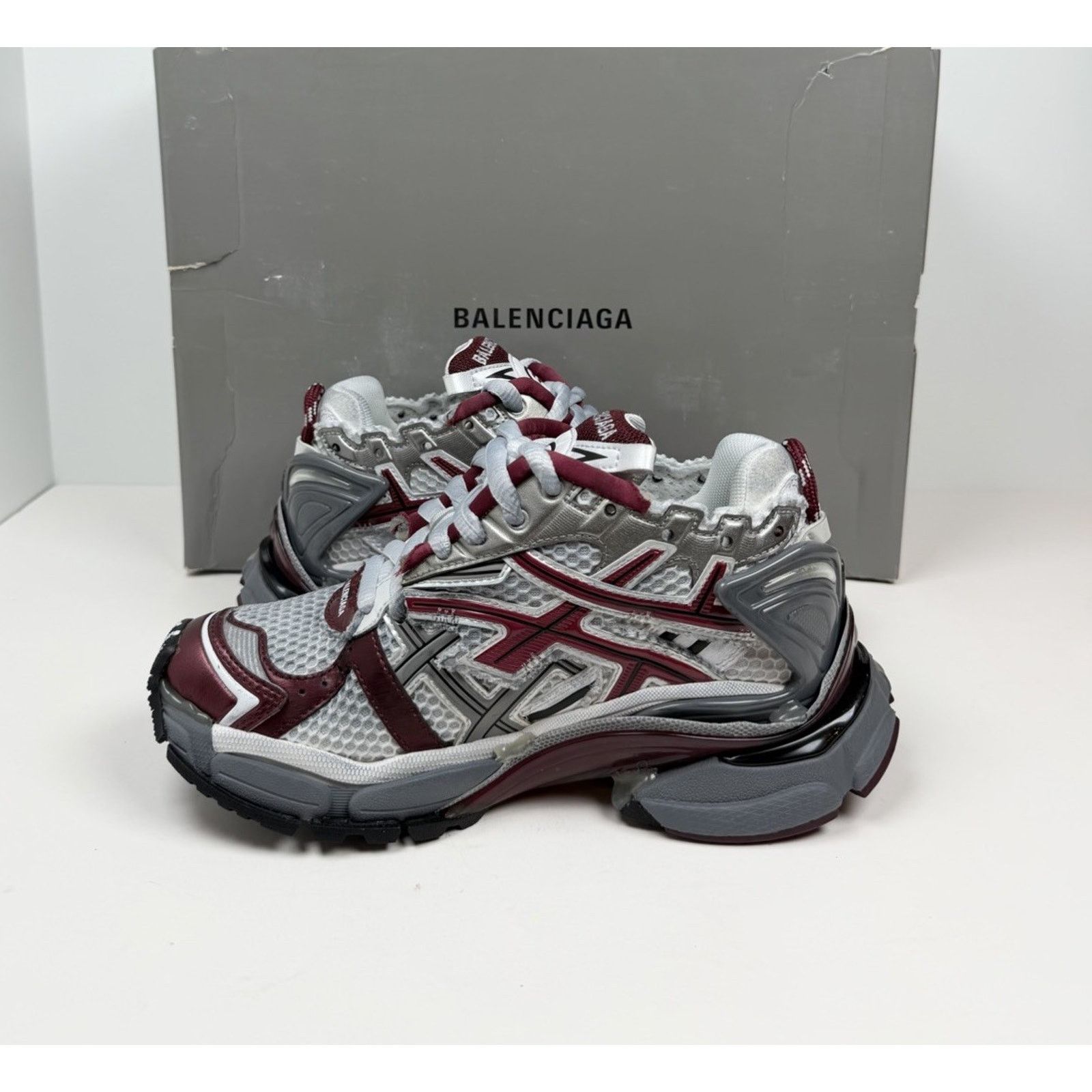 Balenciaga Size 34EU/4W - Balenciaga Runner Sneakers Burgundy NEW Size US 4 / IT 34 - 7 Thumbnail
