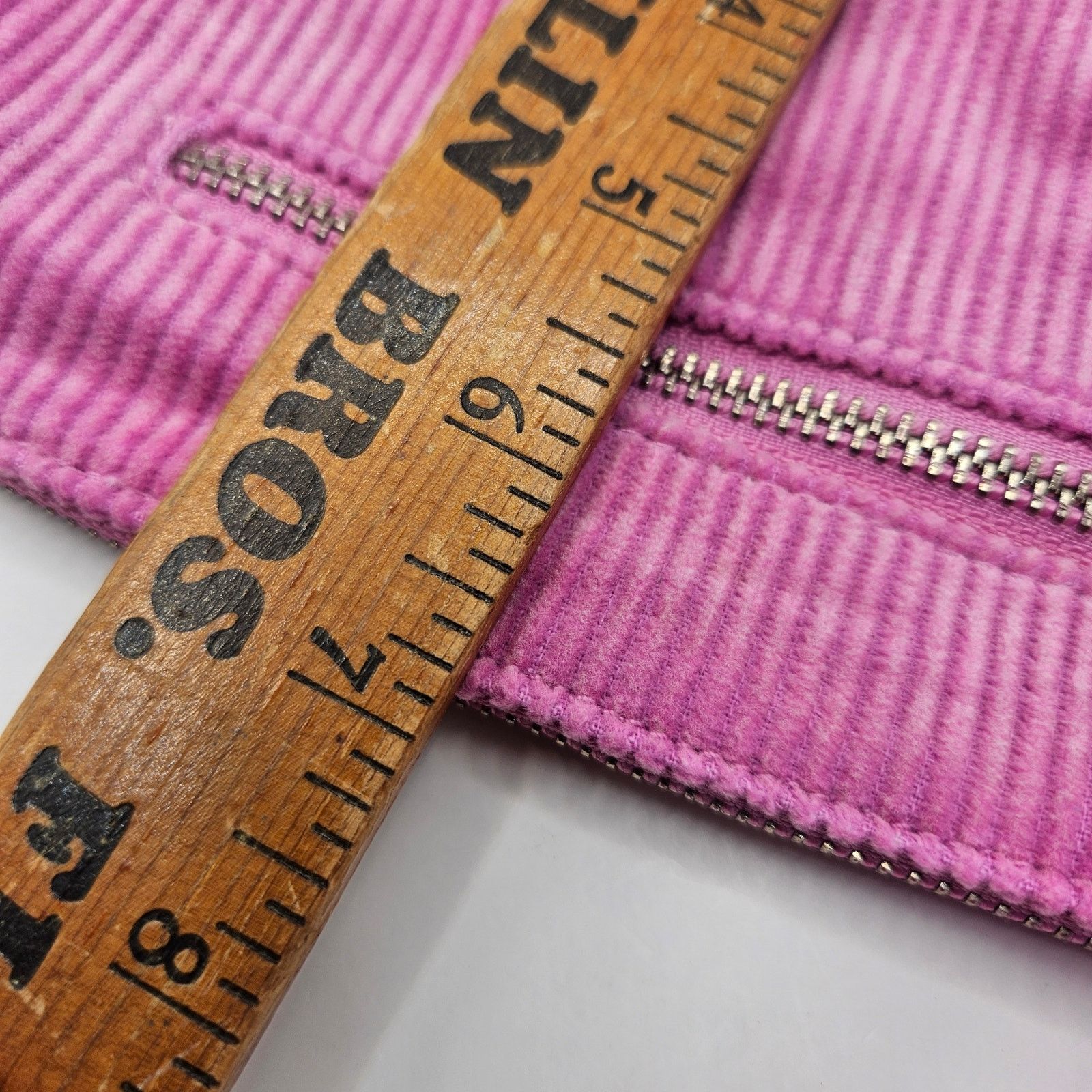 Urban Outfitters URBAN OUTFITTERS BDG PINK CORDUROY MAKE-UP BAG ZIPPERED NWT Size ONE SIZE - 4 Thumbnail