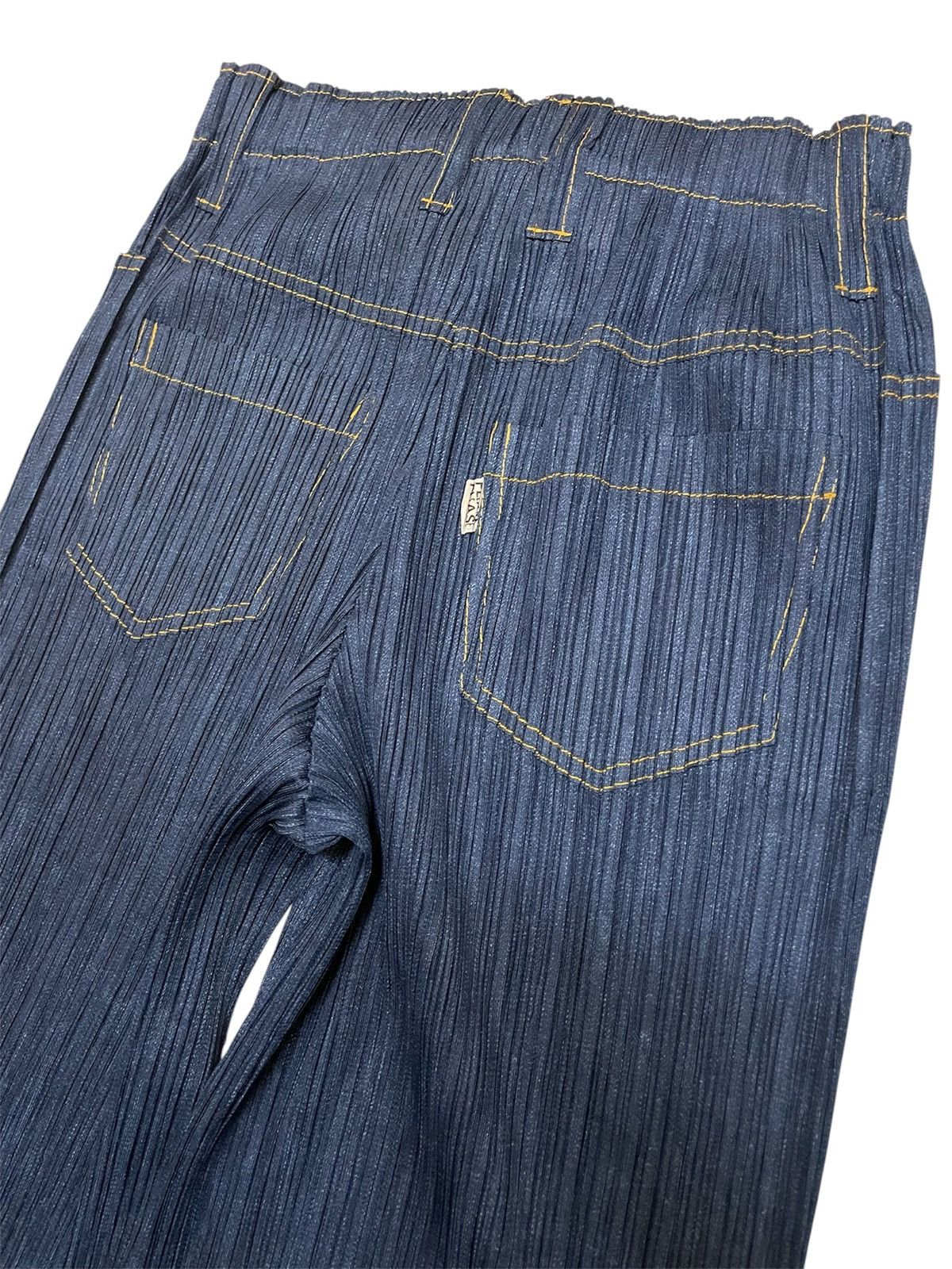 Pleats Please Issey Miyake Pleats Please Denim Transfer Trompe L'oeil Pants Size 34" / US 12 / IT 48 - 8 Thumbnail
