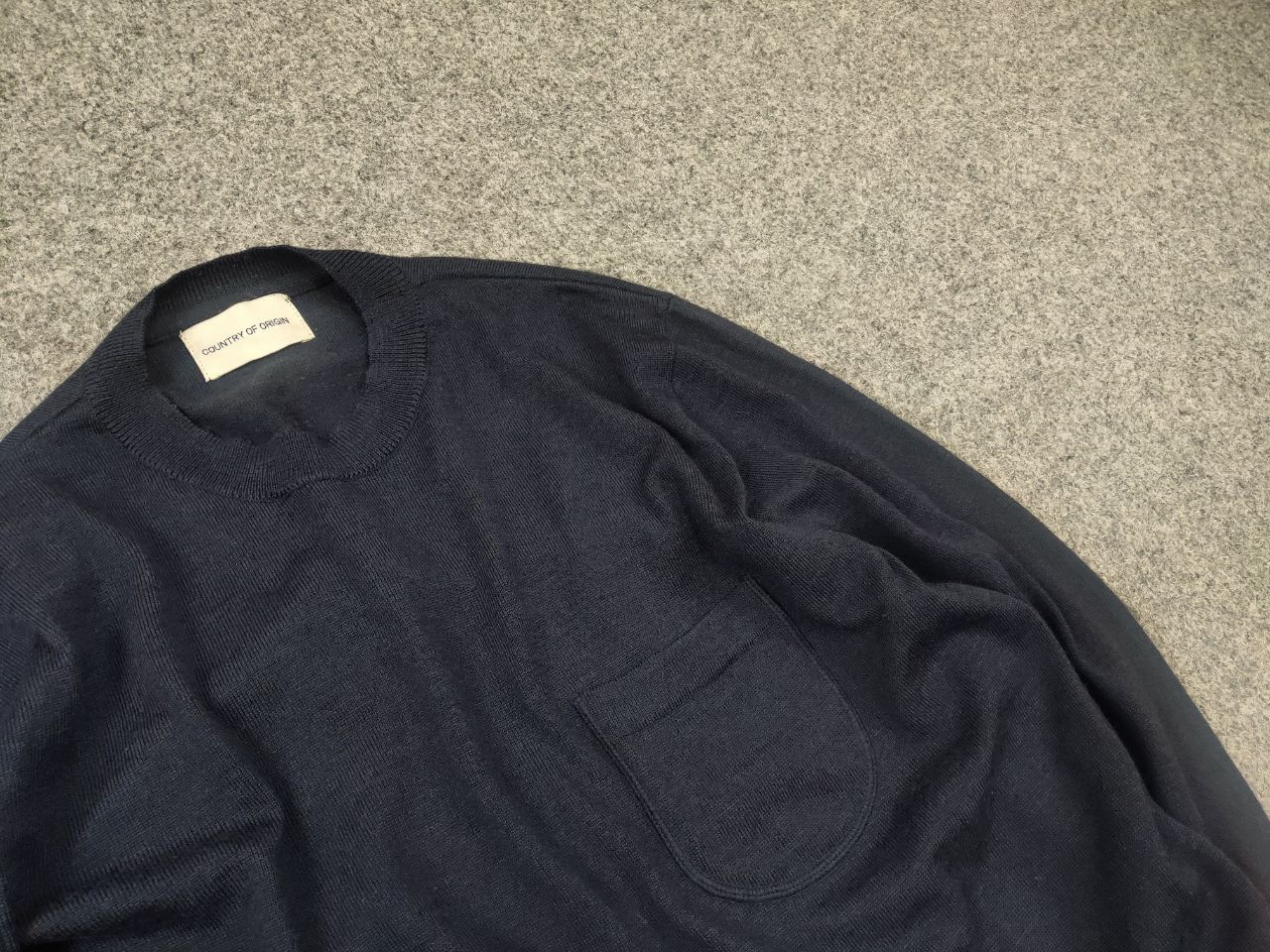 Other Country Of Origin Design merino wool Mynymalistic sweater Size US L / EU 52-54 / 3 - 8 Thumbnail