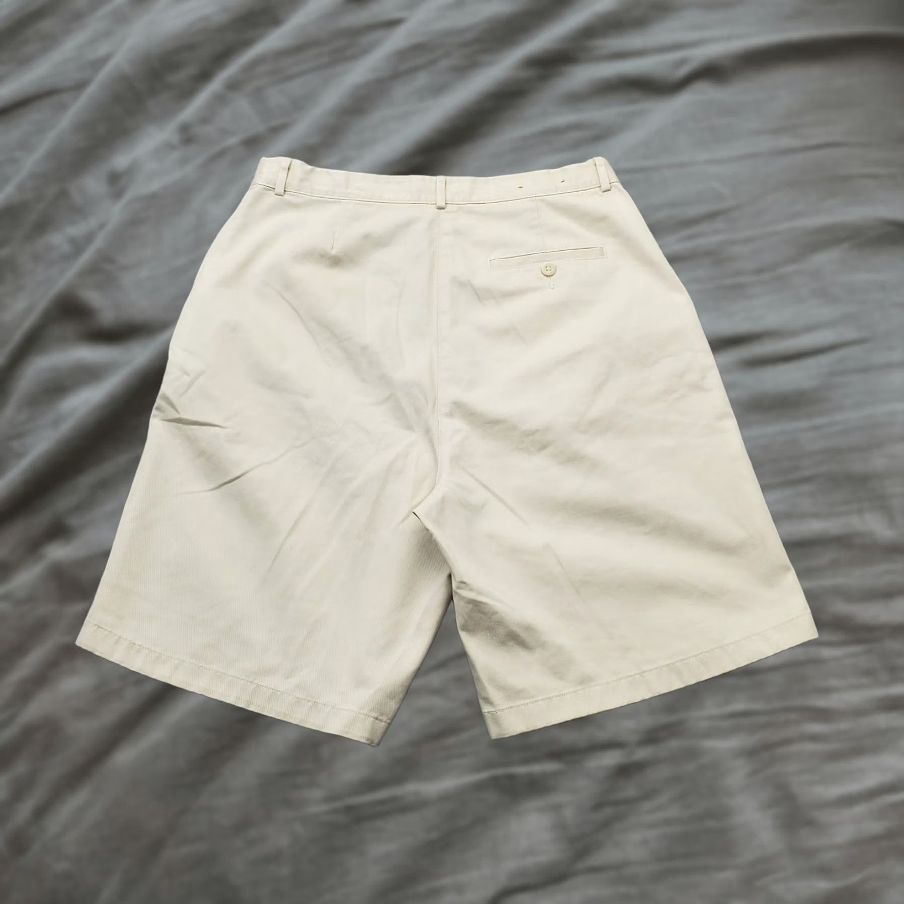 Vintage L.L. Bean Chino Shorts Womens 14R Tan Original Fit Outdoor Summer 8.75" Inseam Size 36" / US 14 / IT 50 - 1 Thumbnail