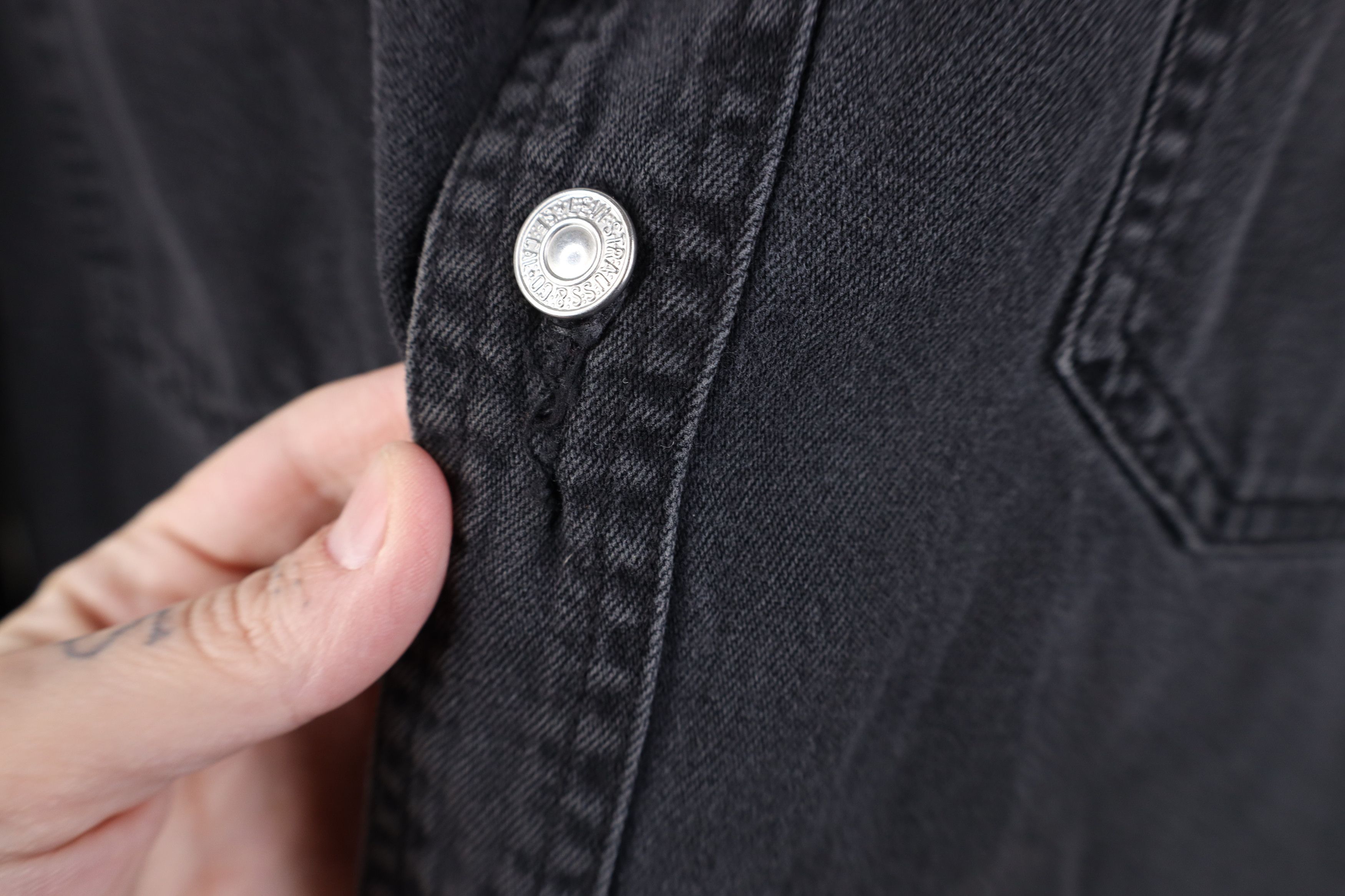 Levi's Vintage Y2K 2003 Levis Denim Jean Collared Buton Shirt Black Size US M / EU 48-50 / 2 - 5 Thumbnail