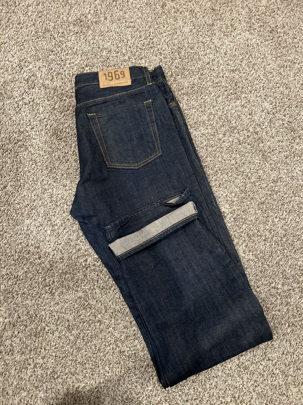 Image of Gap Jeans 1969 Straight Fit Auth Japanese Denim Selvedge, Men's (Size 33)