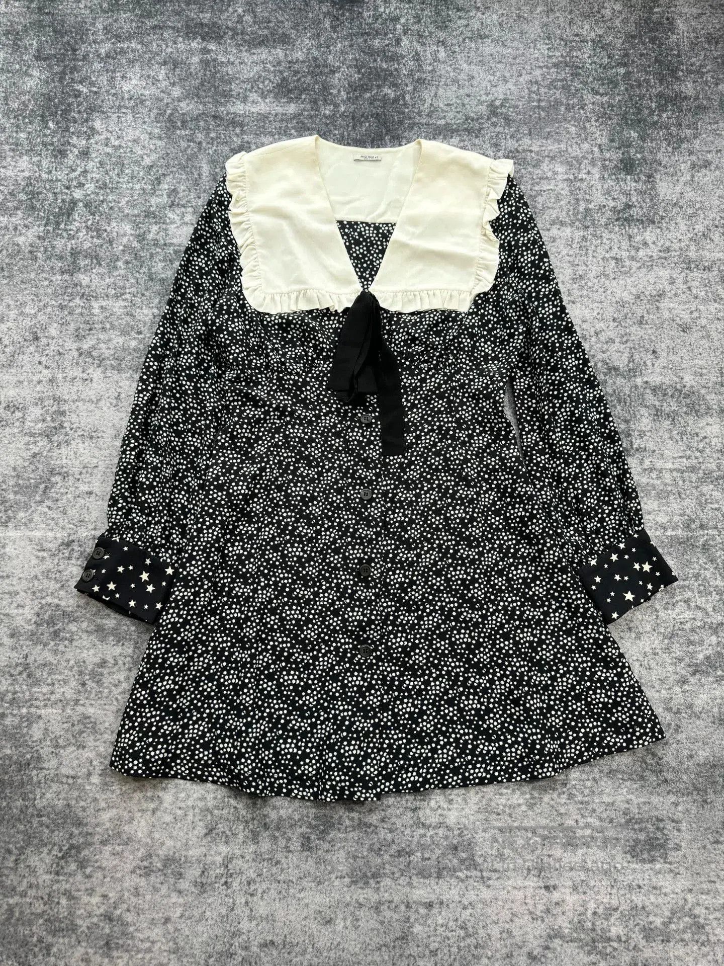 Miu Miu Miu Miu Star Print Doll Collar Silk Dress. Size M / US 6-8 / IT 42-44 - 1 Thumbnail