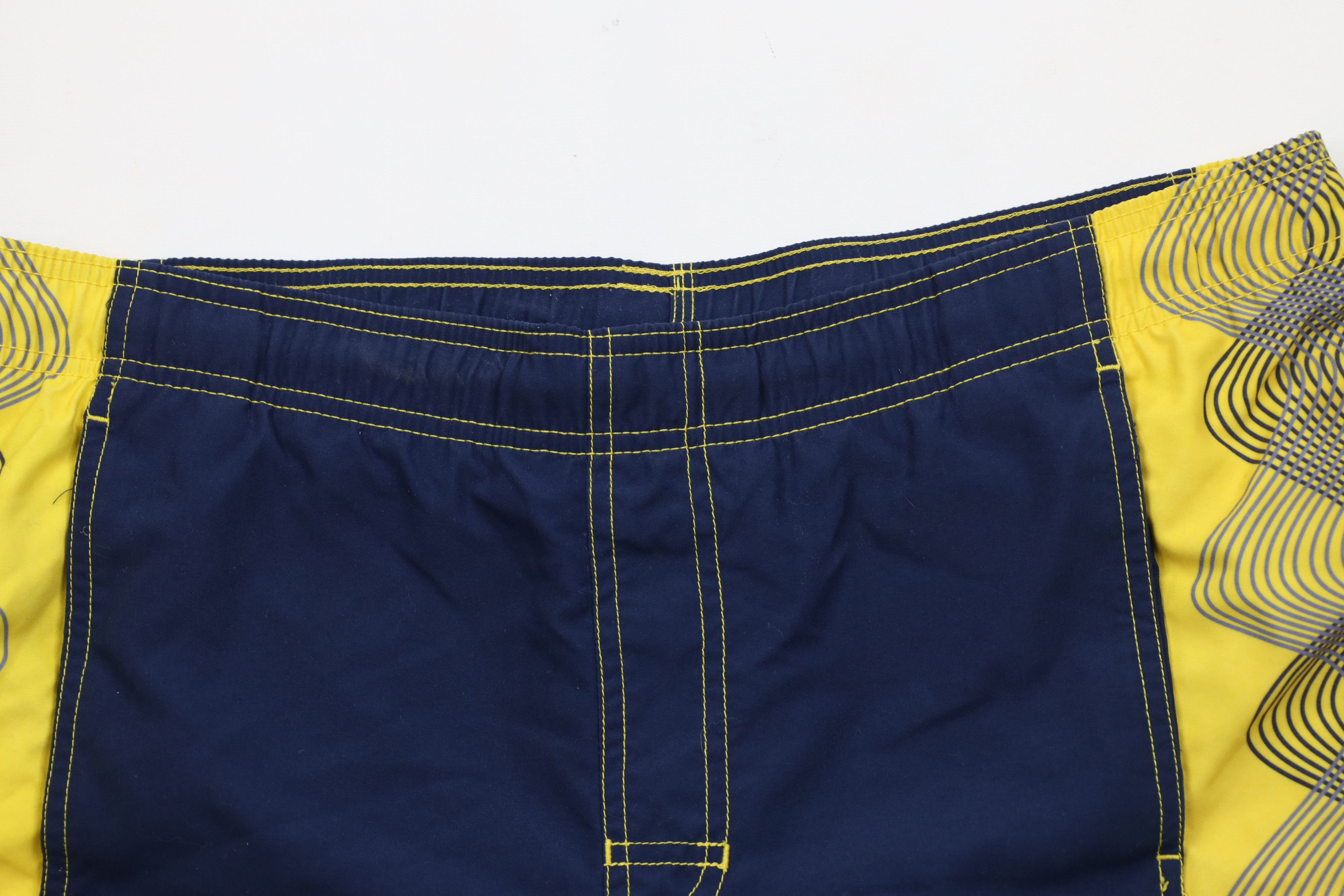 Nike Vintage Y2K Nike Travis Scott Mini Swoosh Lined Shorts Size US 36 / EU 52 - 2 Thumbnail