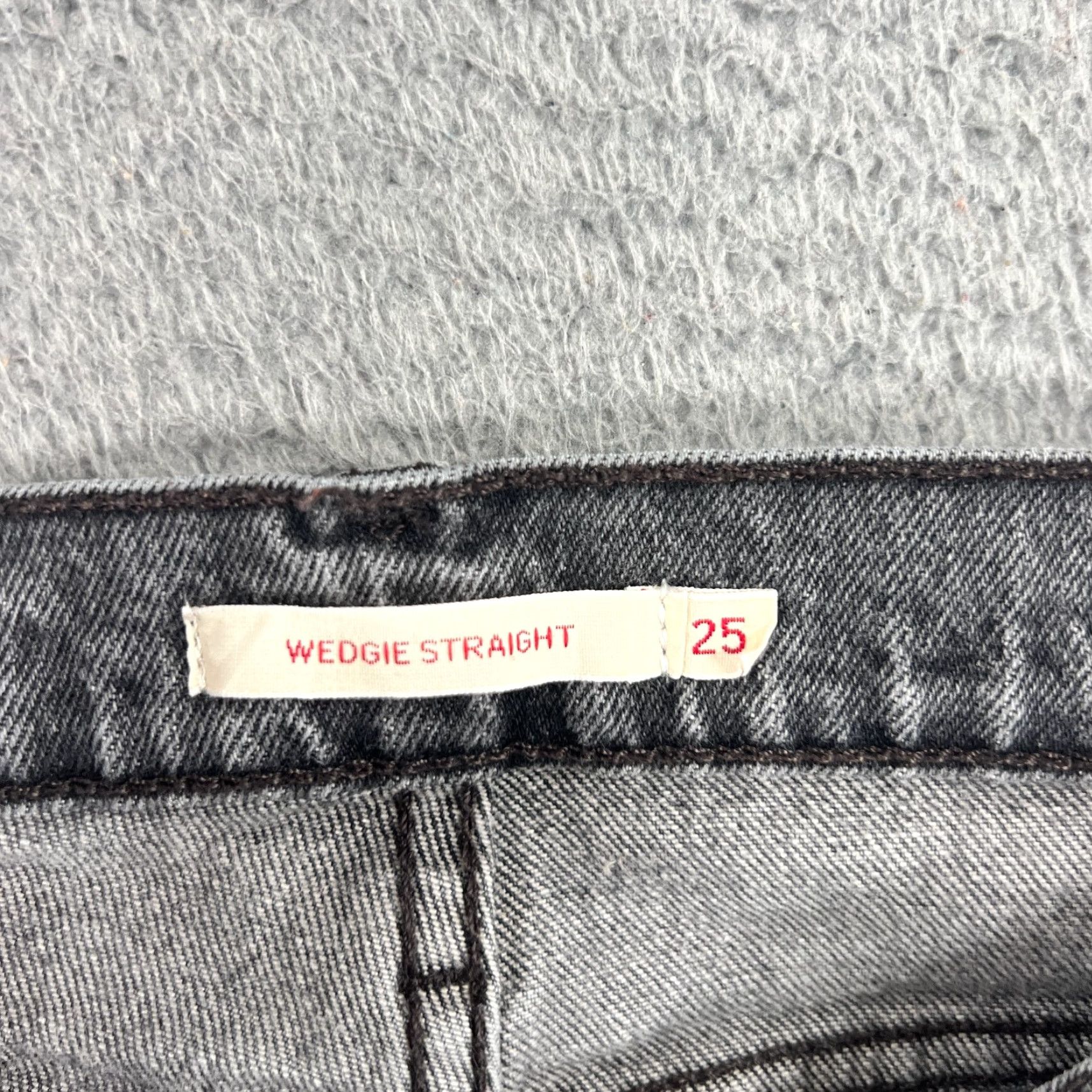 Levi's Levis Wedgie Straight Jeans Womens 25 Black Button Fly High Rise Ankle Denim Size 42" / US 20 - 7 Thumbnail