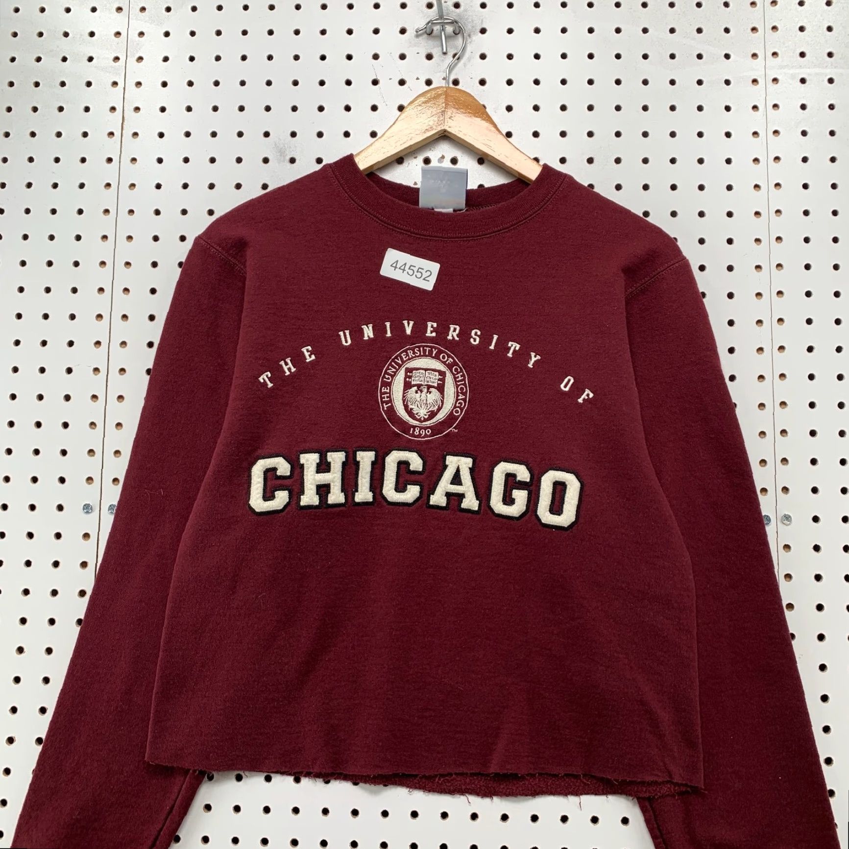 Champion Champion University Chicago Sweatshirt Womens XS Cropped Crewneck Fleece Maroon Red Size XS / US 0-2 / IT 36-38 - 2 Thumbnail