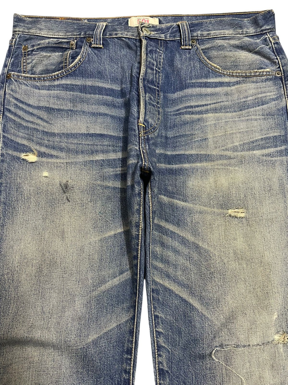 Levi's Vintage Levis 501 Blue Faded Wash Distress Style Jeans Size US 36 / EU 52 - 3 Thumbnail