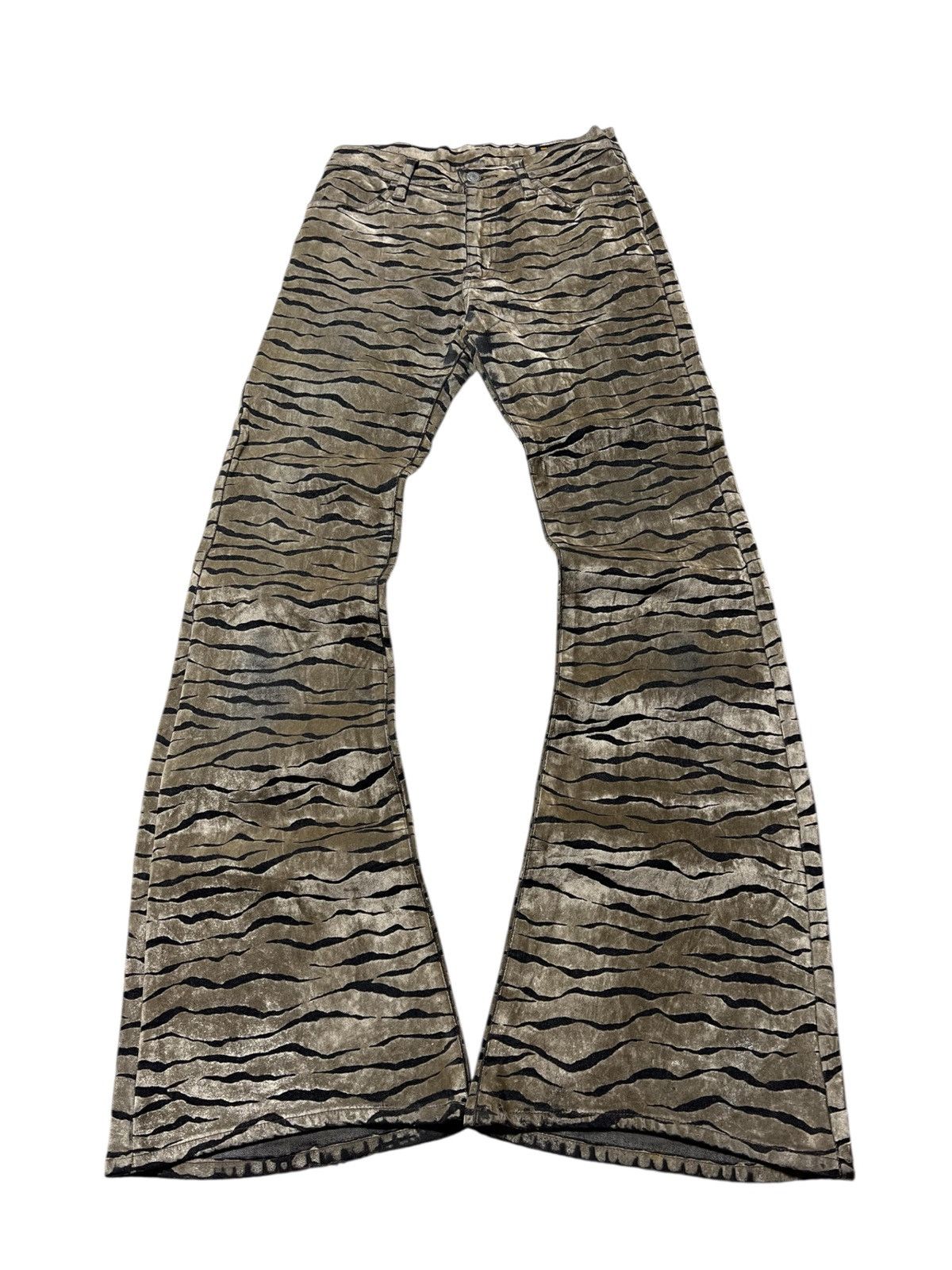 Japanese Brand Crazy Vintage Bison Zebra Claws Flared Pants Size US 28 / EU 44 - 1 Thumbnail