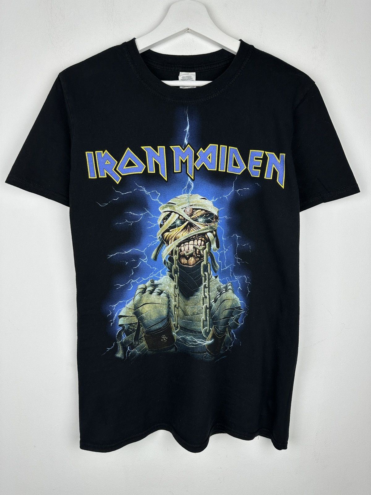 Band Tees Vintage Iron Maiden Skull Mummy Graphic Rock T Shirt Tee Size US M / EU 48-50 / 2 - 1 Thumbnail