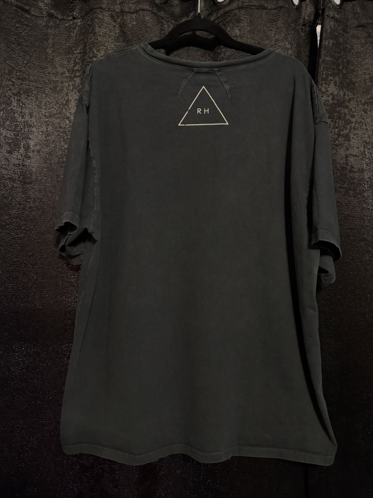 Rhude Girl Compass Tshirt in Vintage Black Size US XXL / EU 58 / 5 - 6 Thumbnail